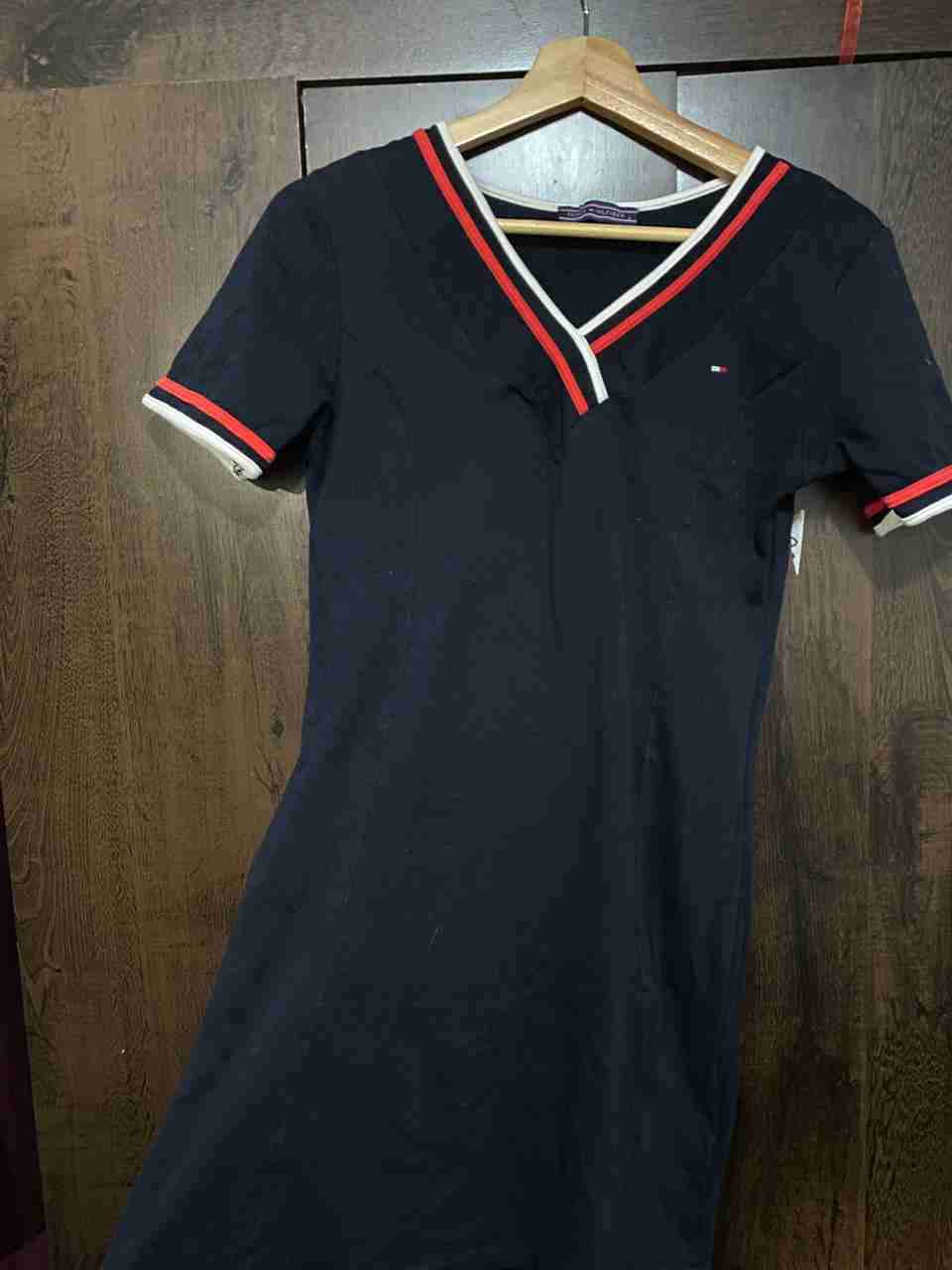 Vestido Azul marino cuello en V - 1