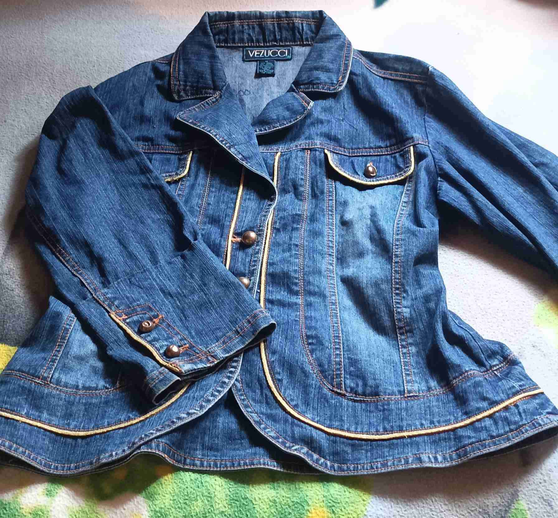 Chaqueta de mezclilla Vezucci