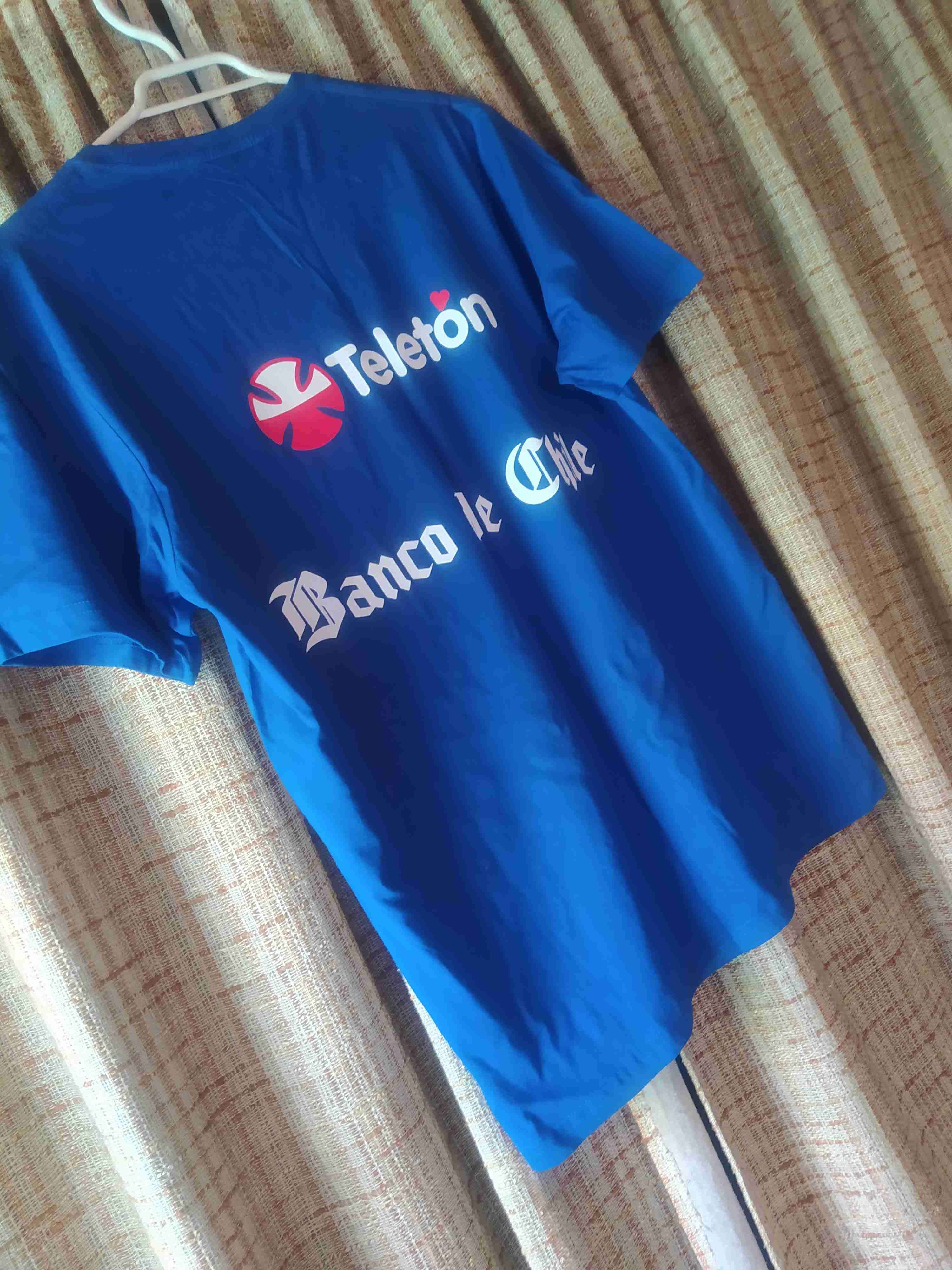 Polera azul Teleton Banco de Chile - 3