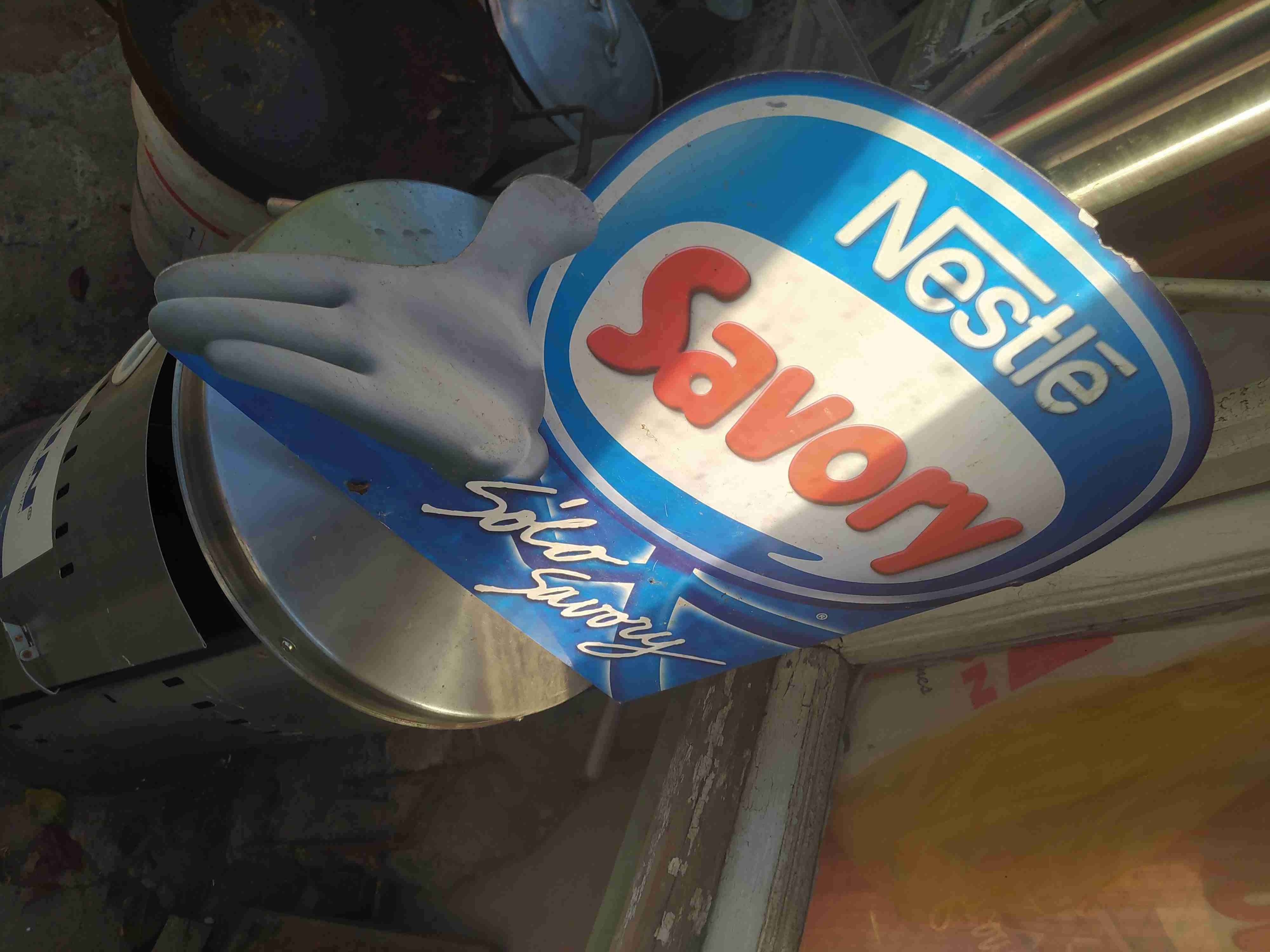 Letrero vintage Nestlé Savory - miniatura 1