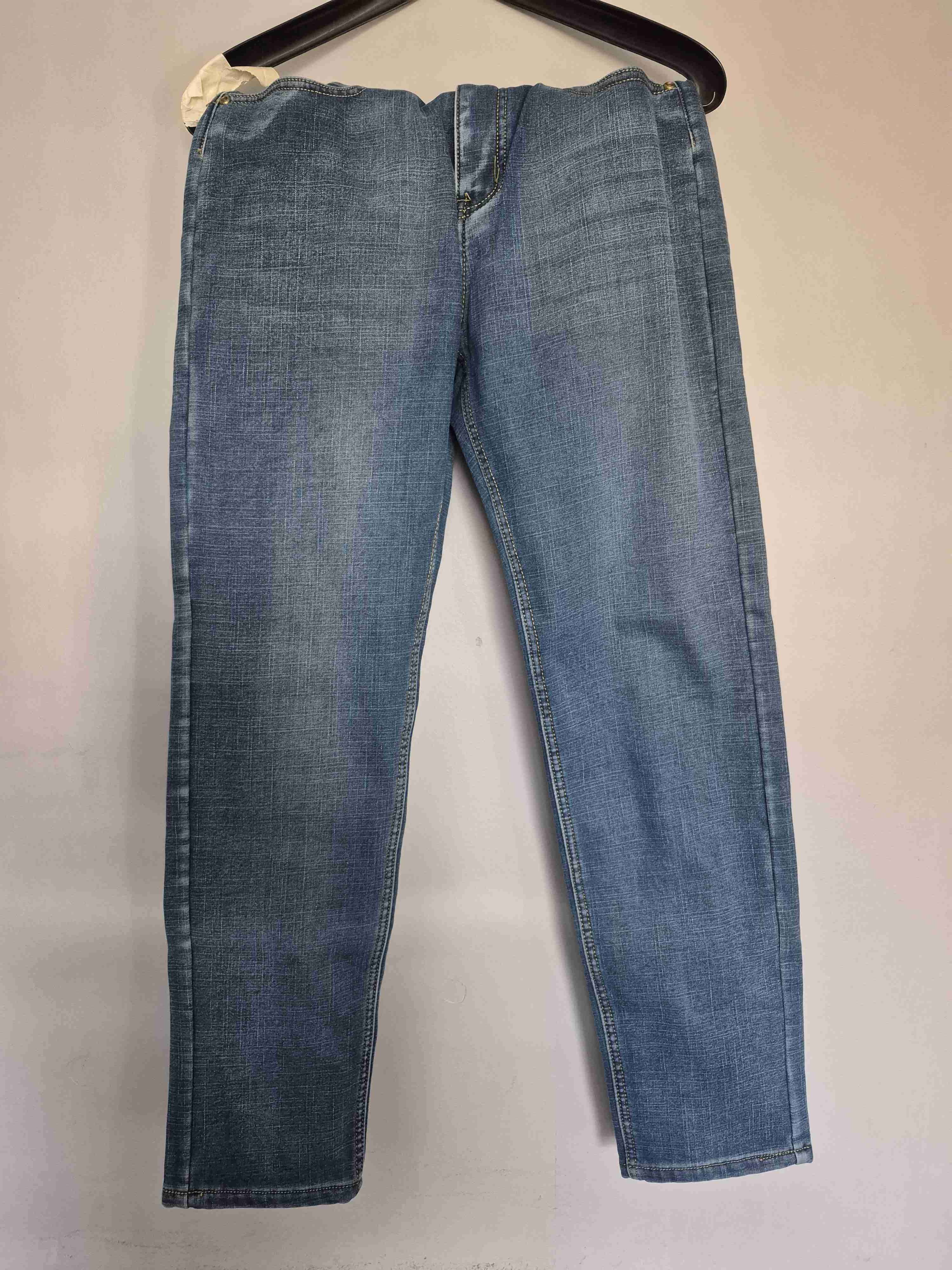 Jeans azul clásico, con polar. - 1