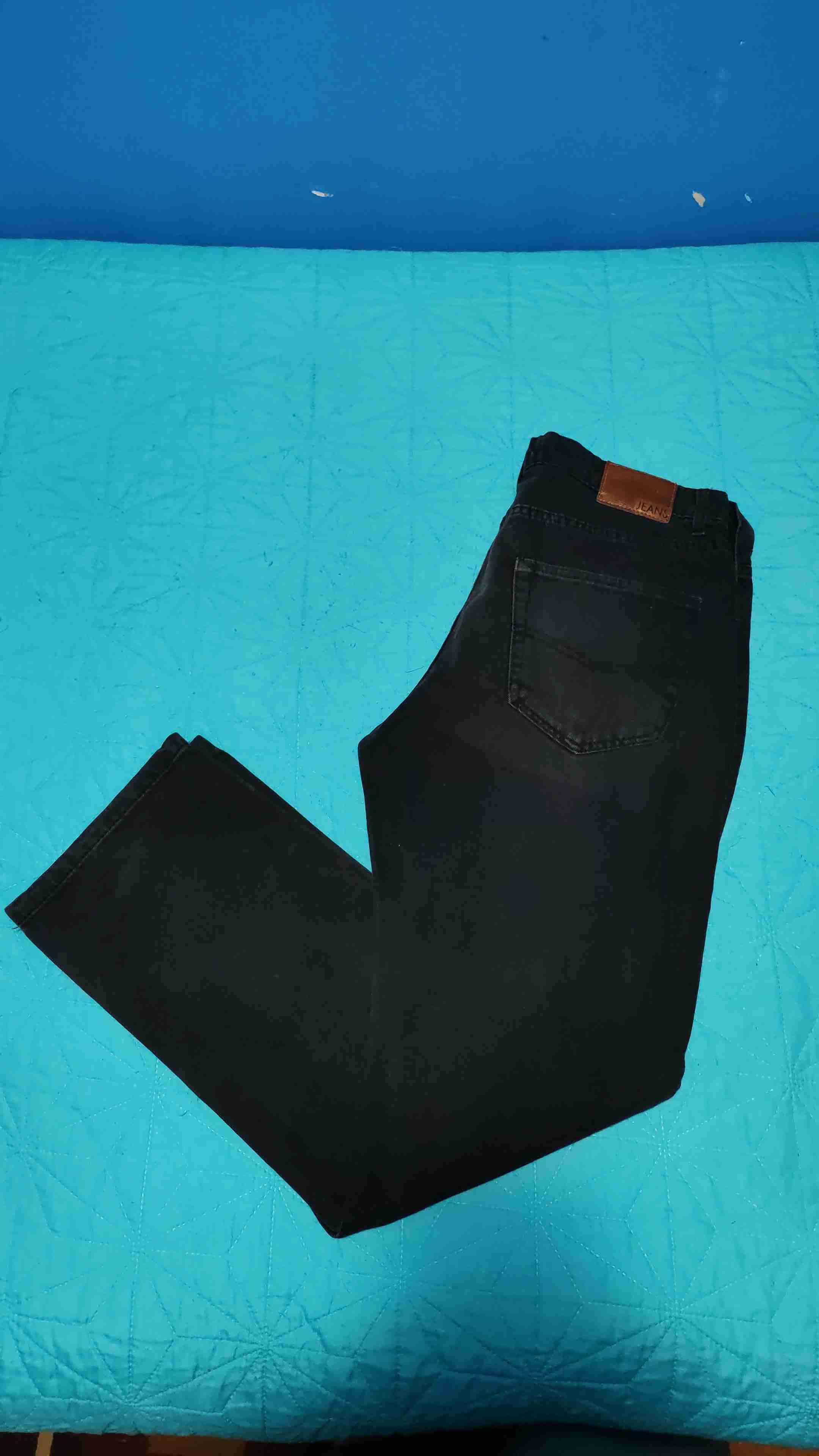 Jeans Negros Rectos Talla 46 - 2