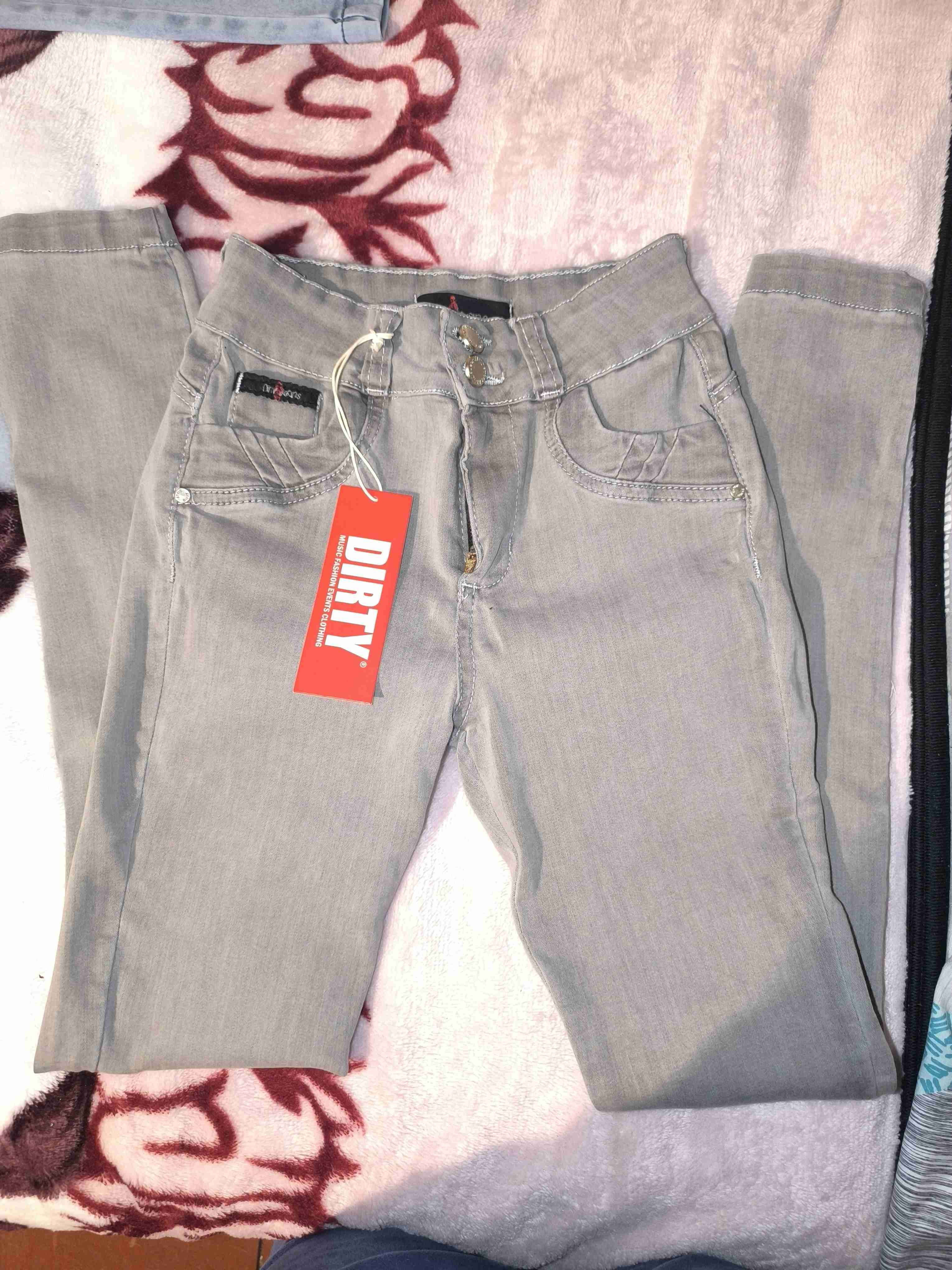 Jeans dirty nuevos - miniatura 4