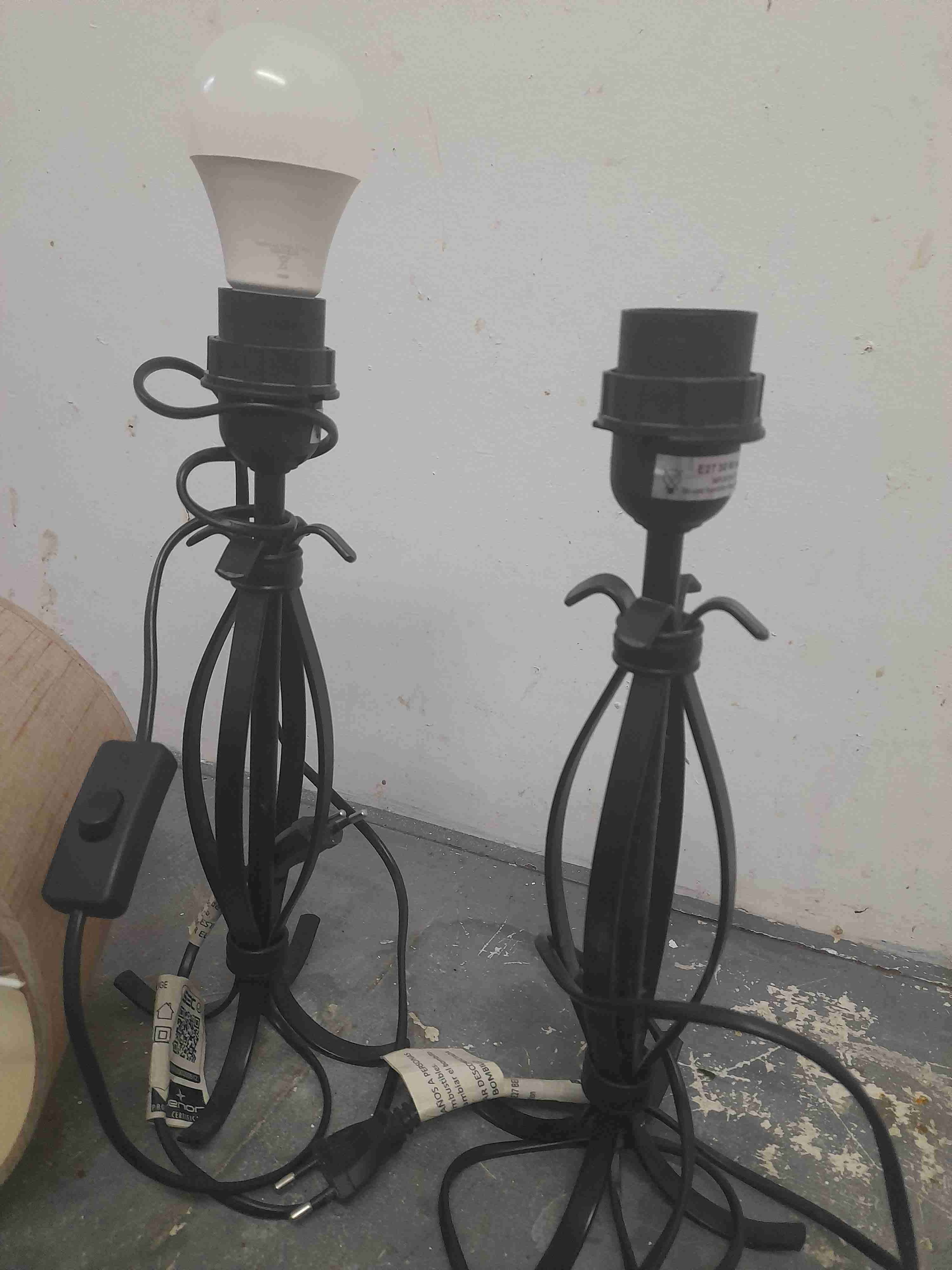 Soporte de TV negro - miniatura 3