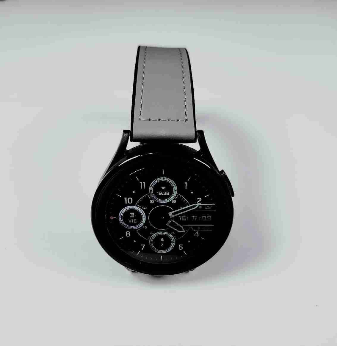 Samsung watch 5 pro - 1