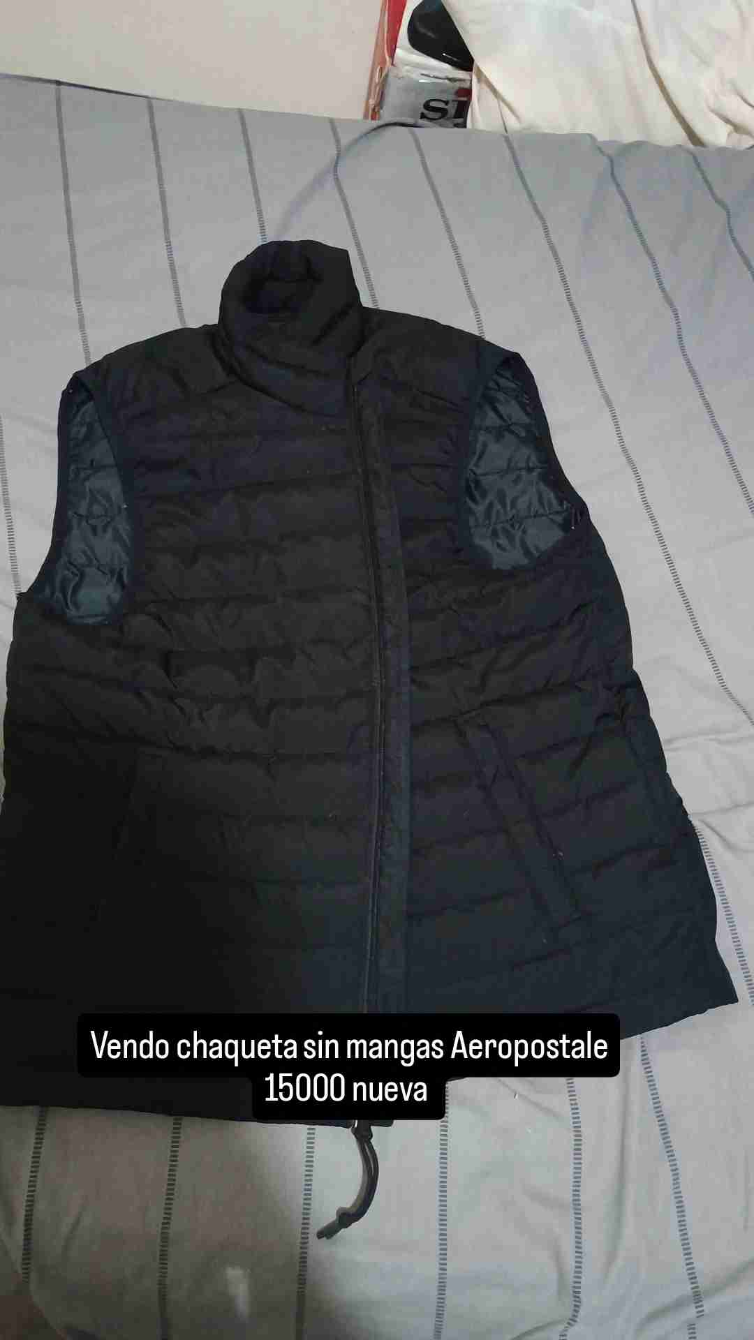 Chaleco sin mangas negro Aeropostale - 1