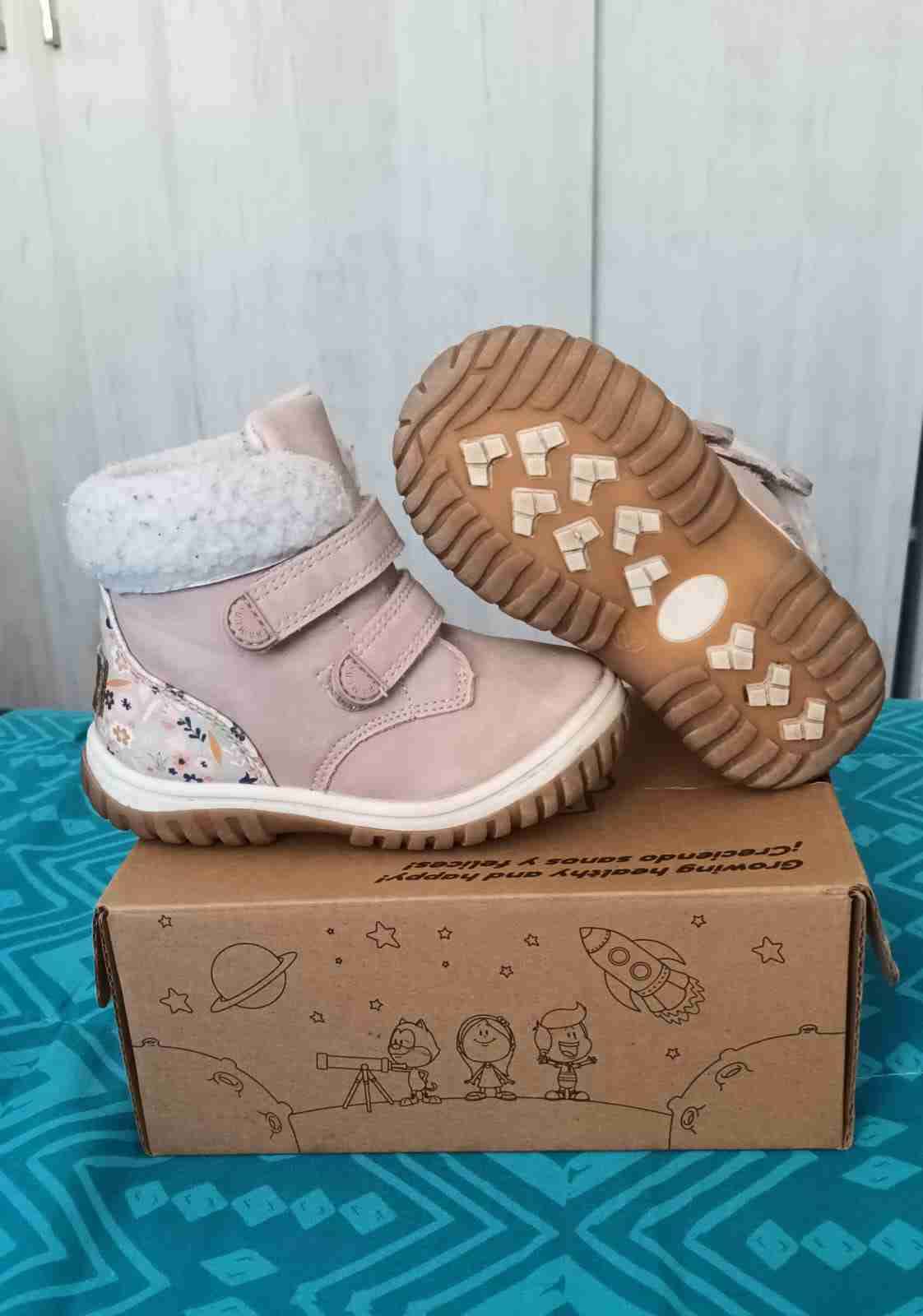 Botines rosados para niña - miniatura 2