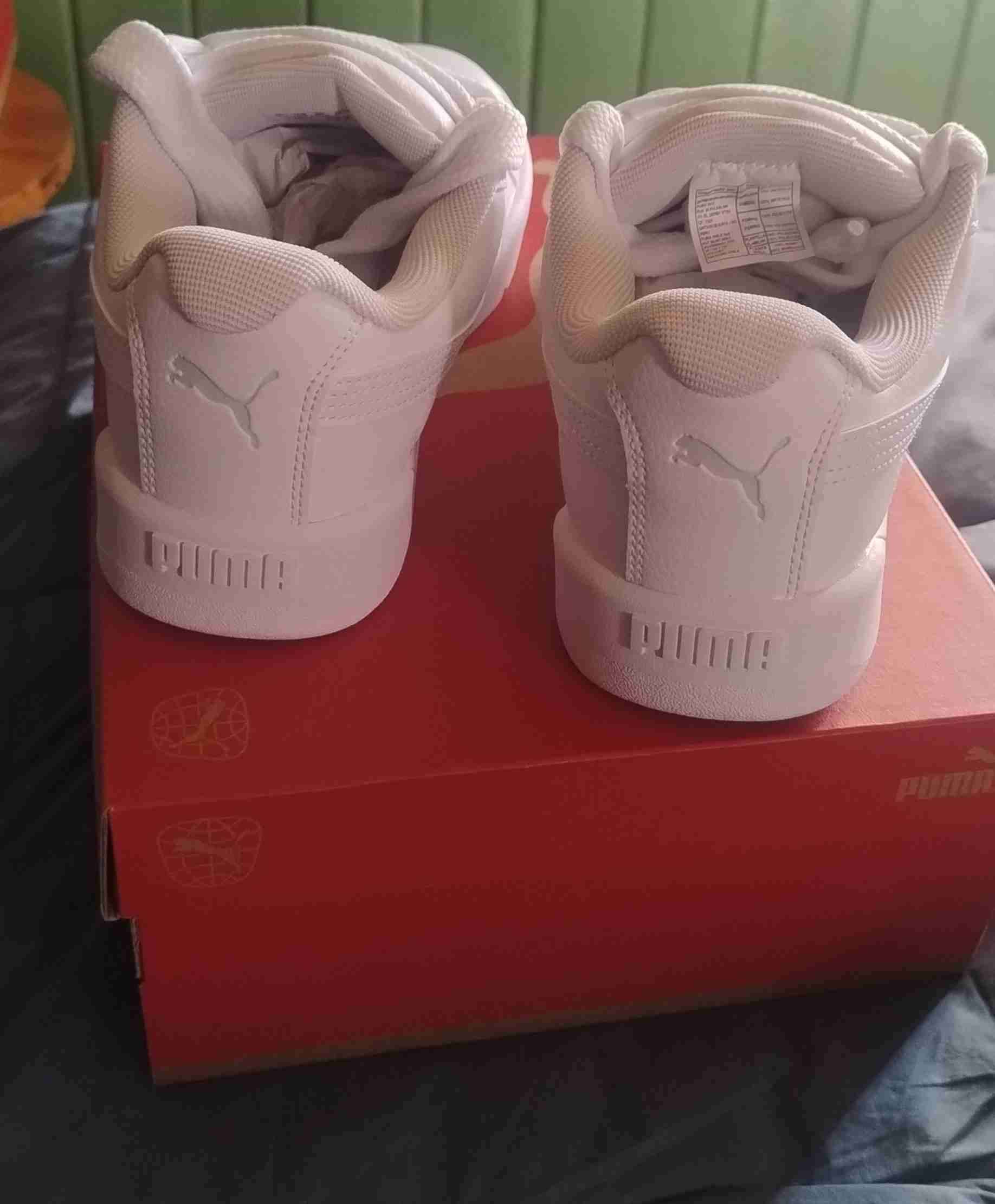 Zapatillas blancas Puma nuevas - miniatura 5