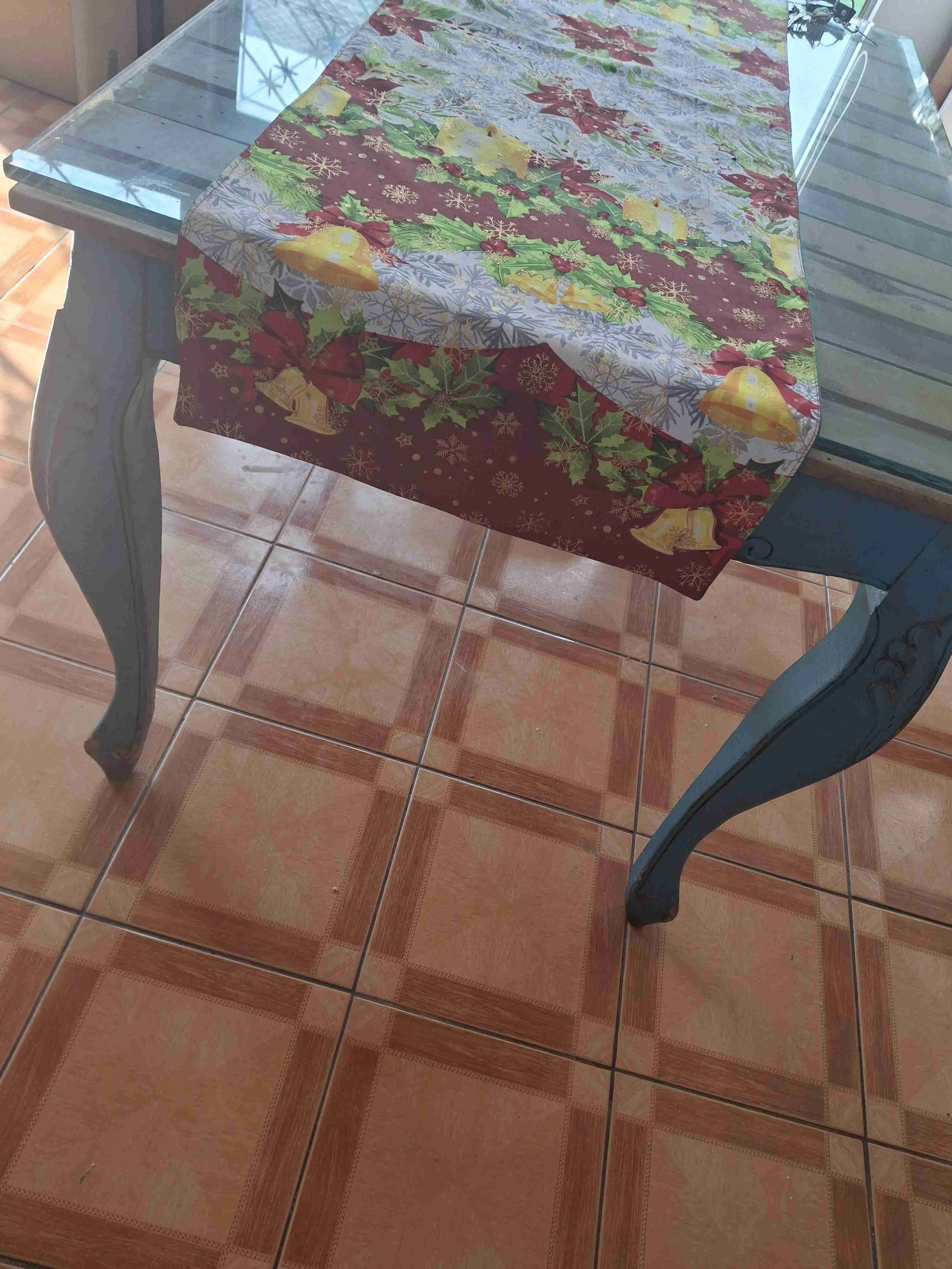 Mesa de comedor con vidrio - miniatura 3