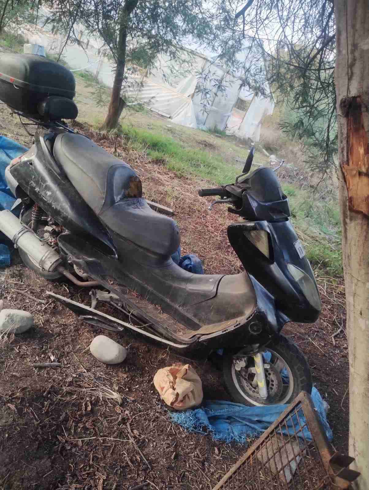 Scooter en estado regular - miniatura 1