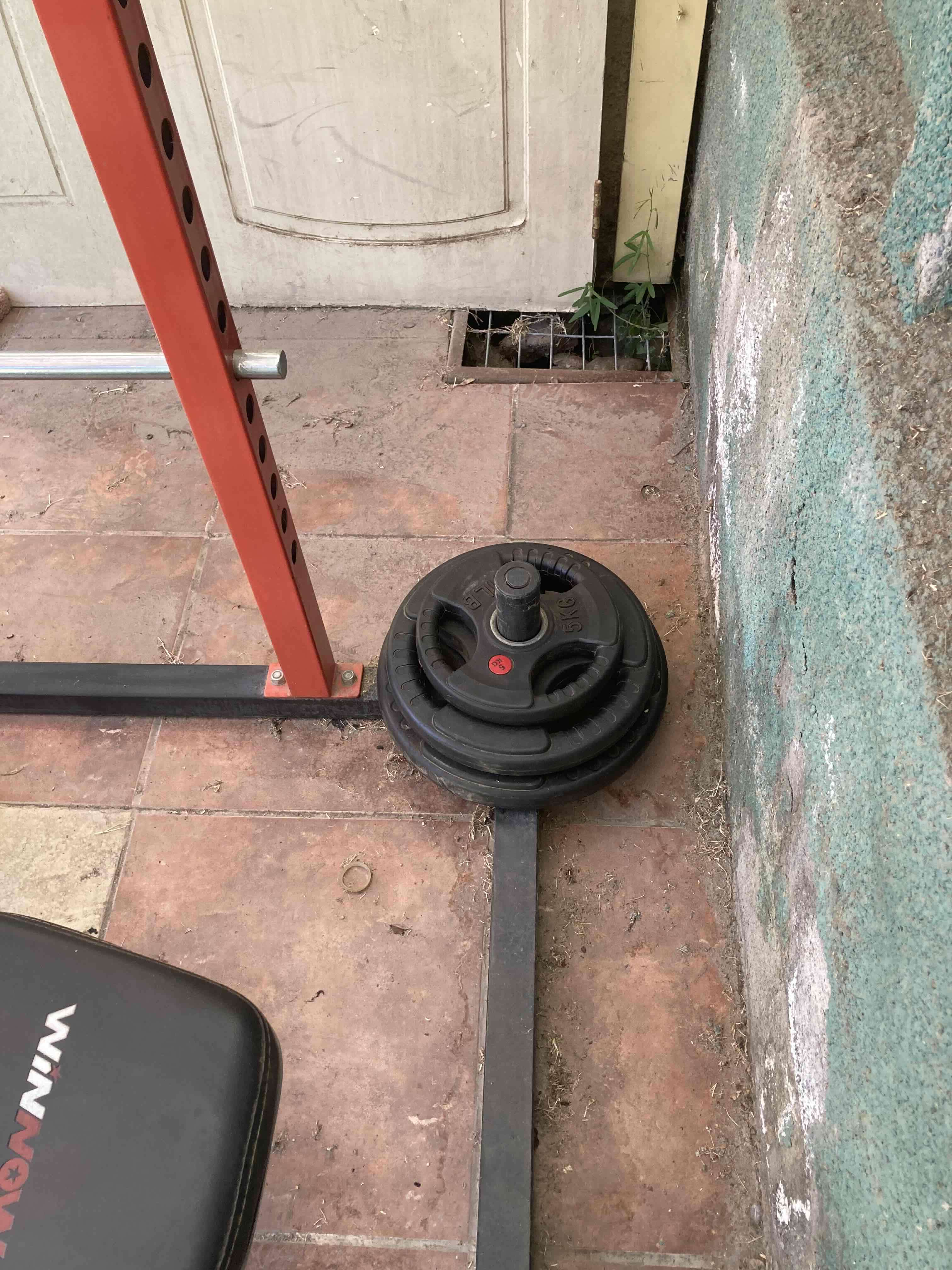 Rack de pesas con barra y banca - miniatura 3