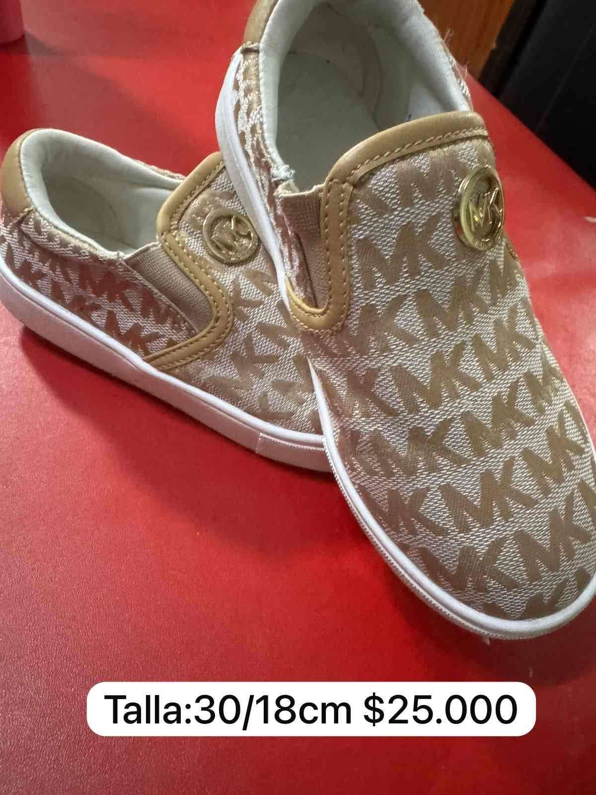 Zapatillas casuales MK beige - miniatura 2