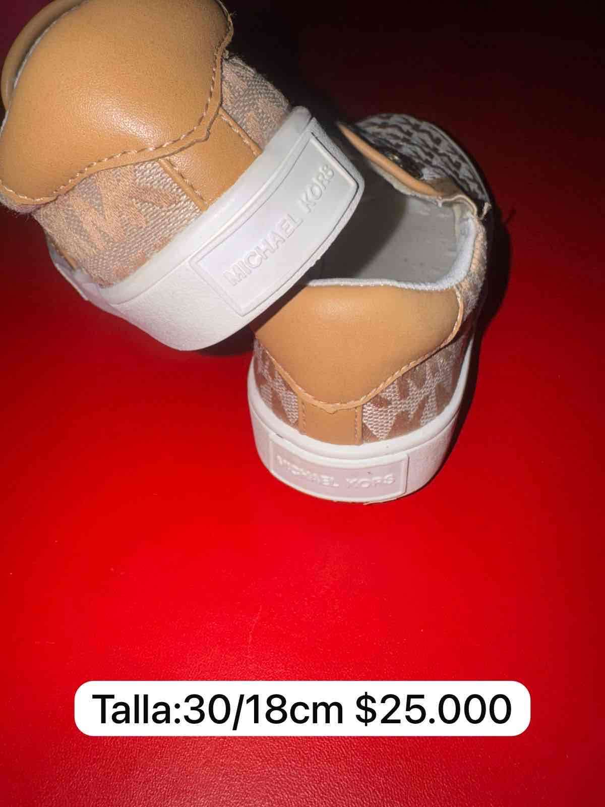 Zapatillas casuales MK beige - miniatura 3