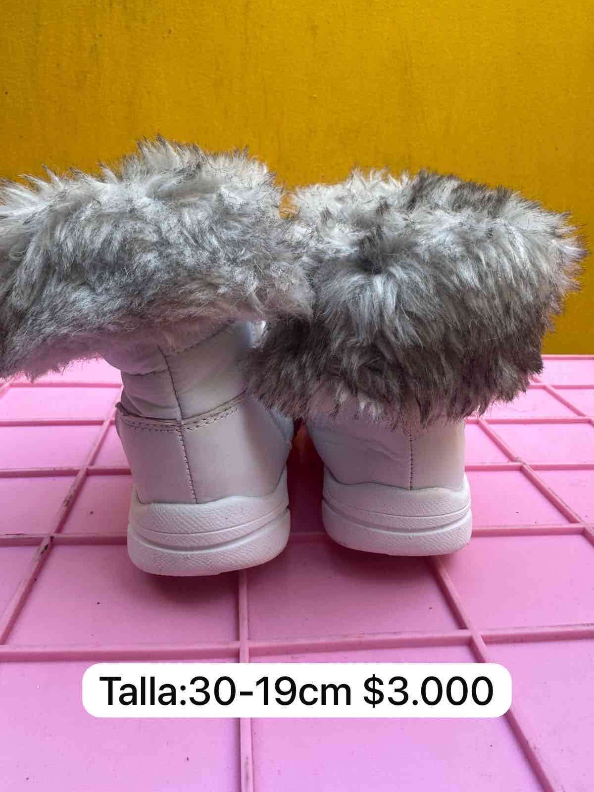 Botas para niña blancas con forro - miniatura 2