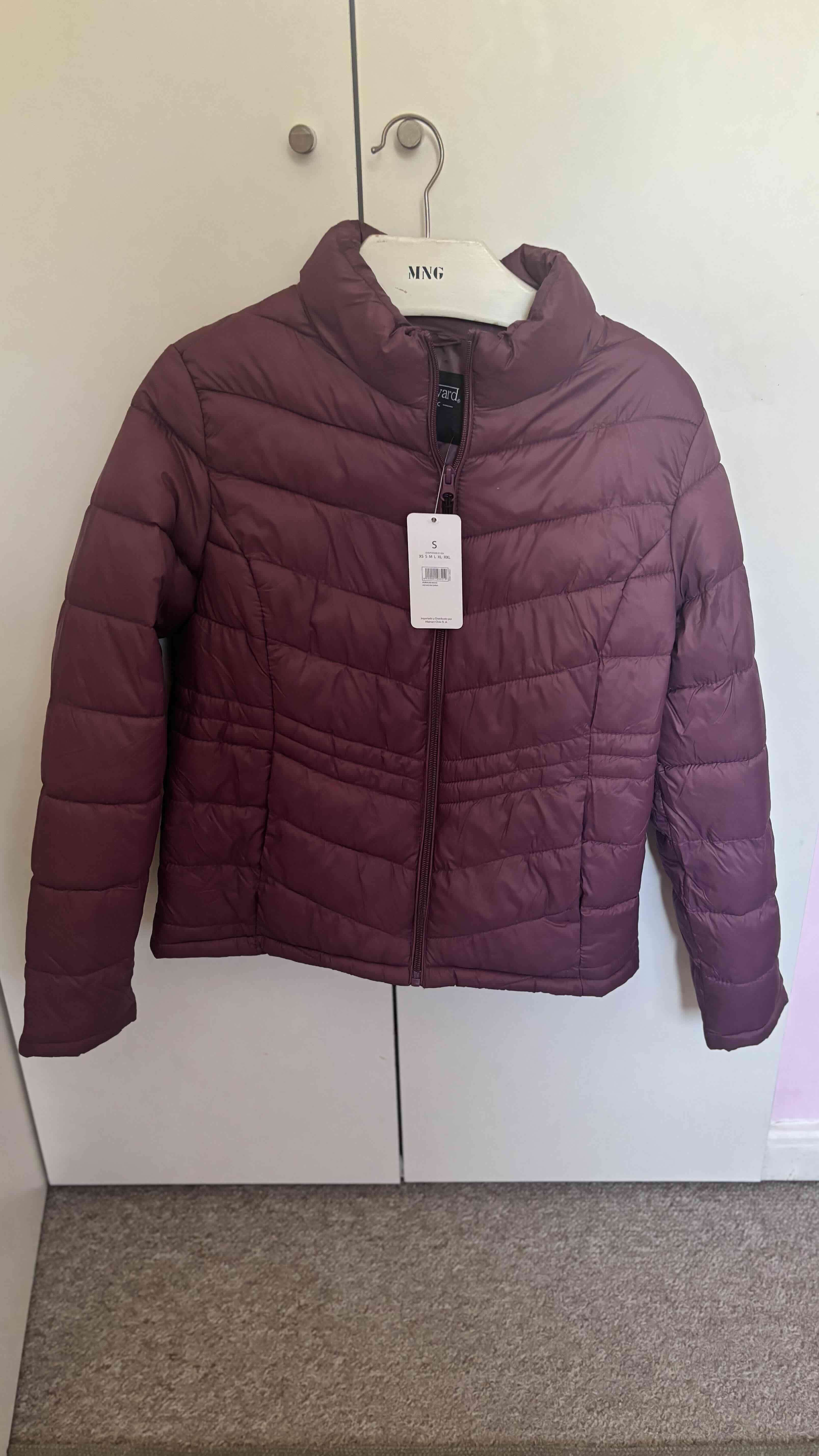 Chaqueta acolchada burdeo nueva