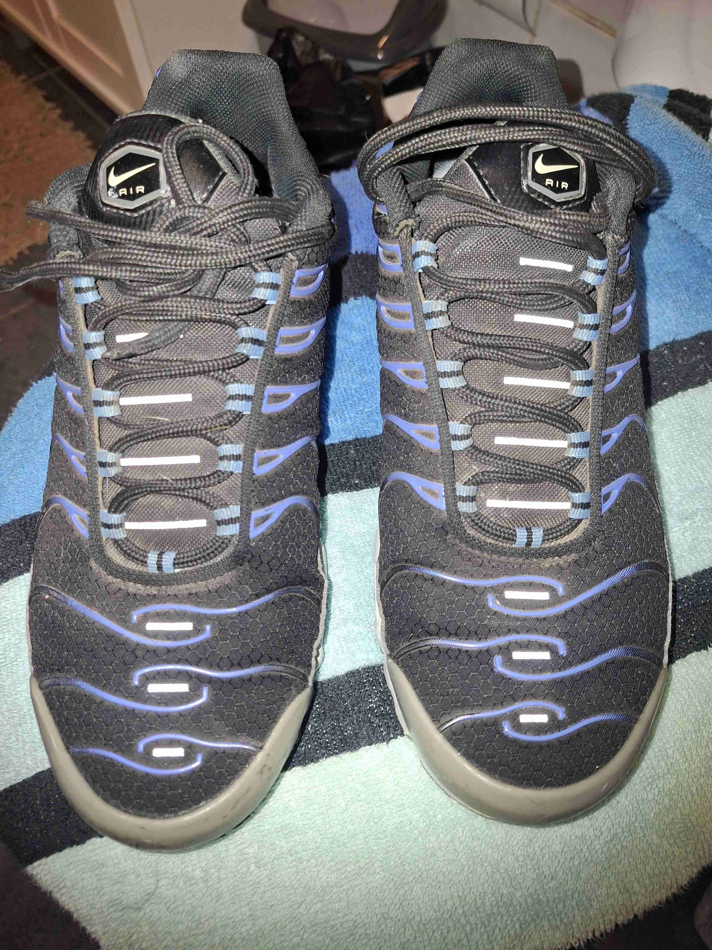 Zapatillas deportivas negras y azules - miniatura 2