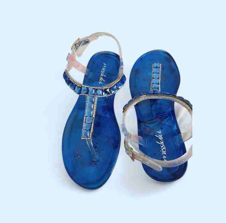 Sandalias azules con cristales plasticas