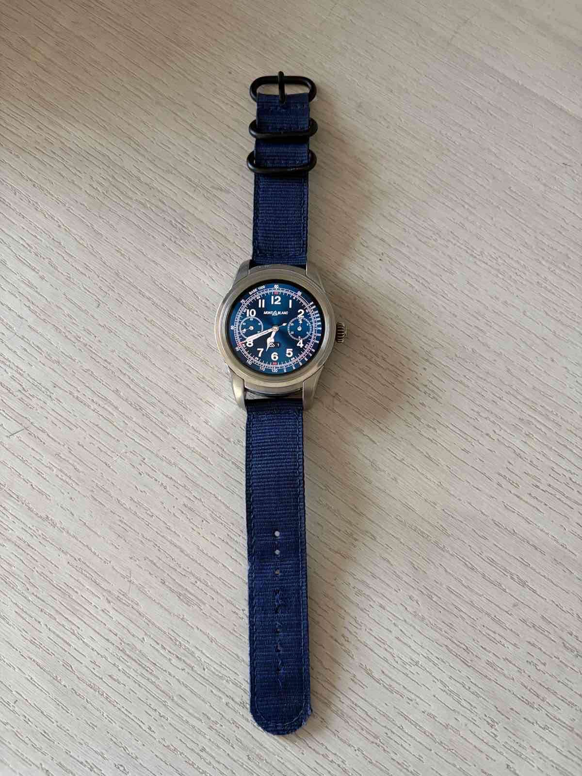 Reloj smartwactch Montblanc Summit azul - miniatura 4