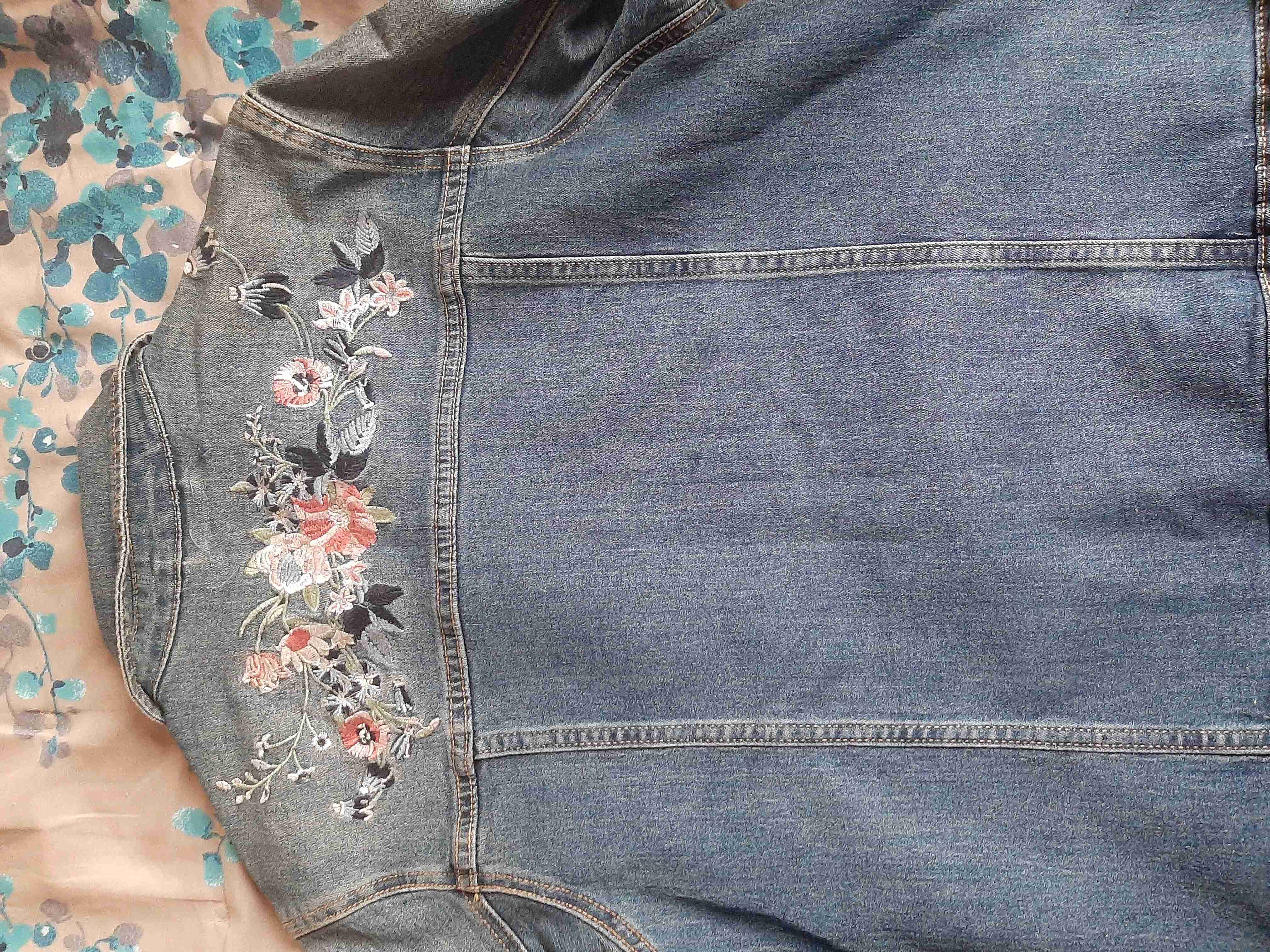 Chaqueta de mezclilla bordada - miniatura 2