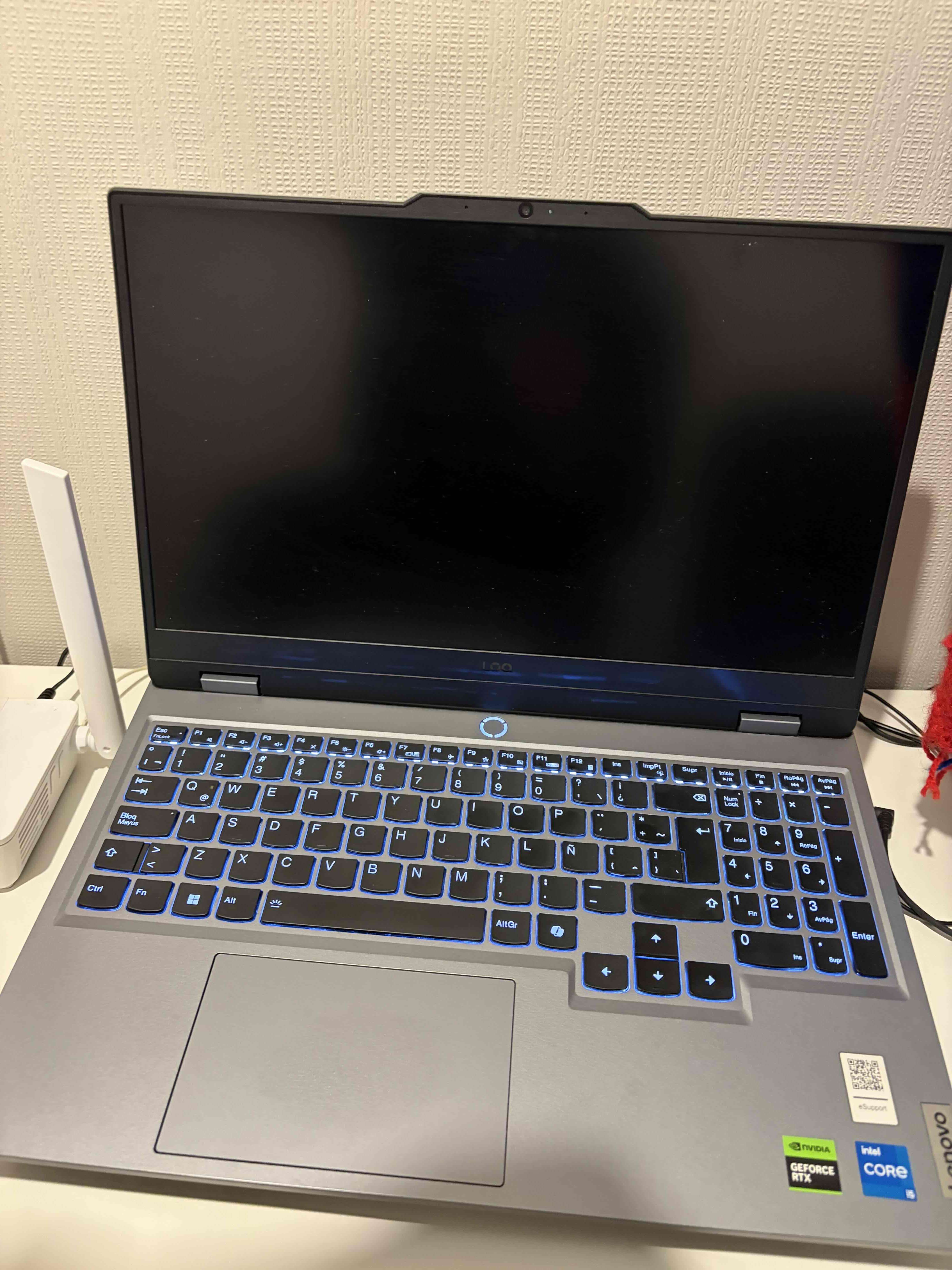 Notebook Gamer Lenovo LOQ - RTX 3050 - miniatura 1