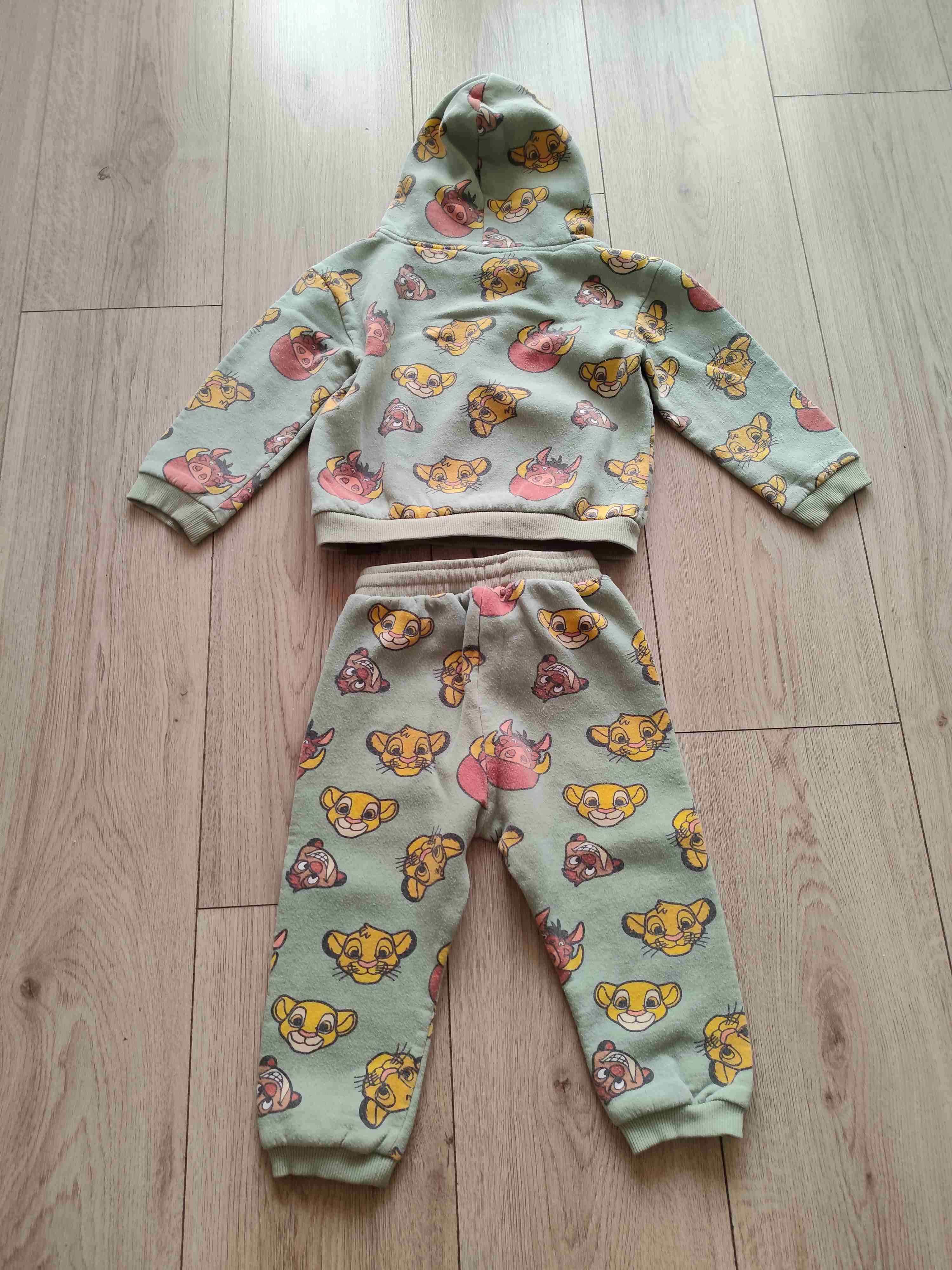 Conjunto para niño con capucha - 2