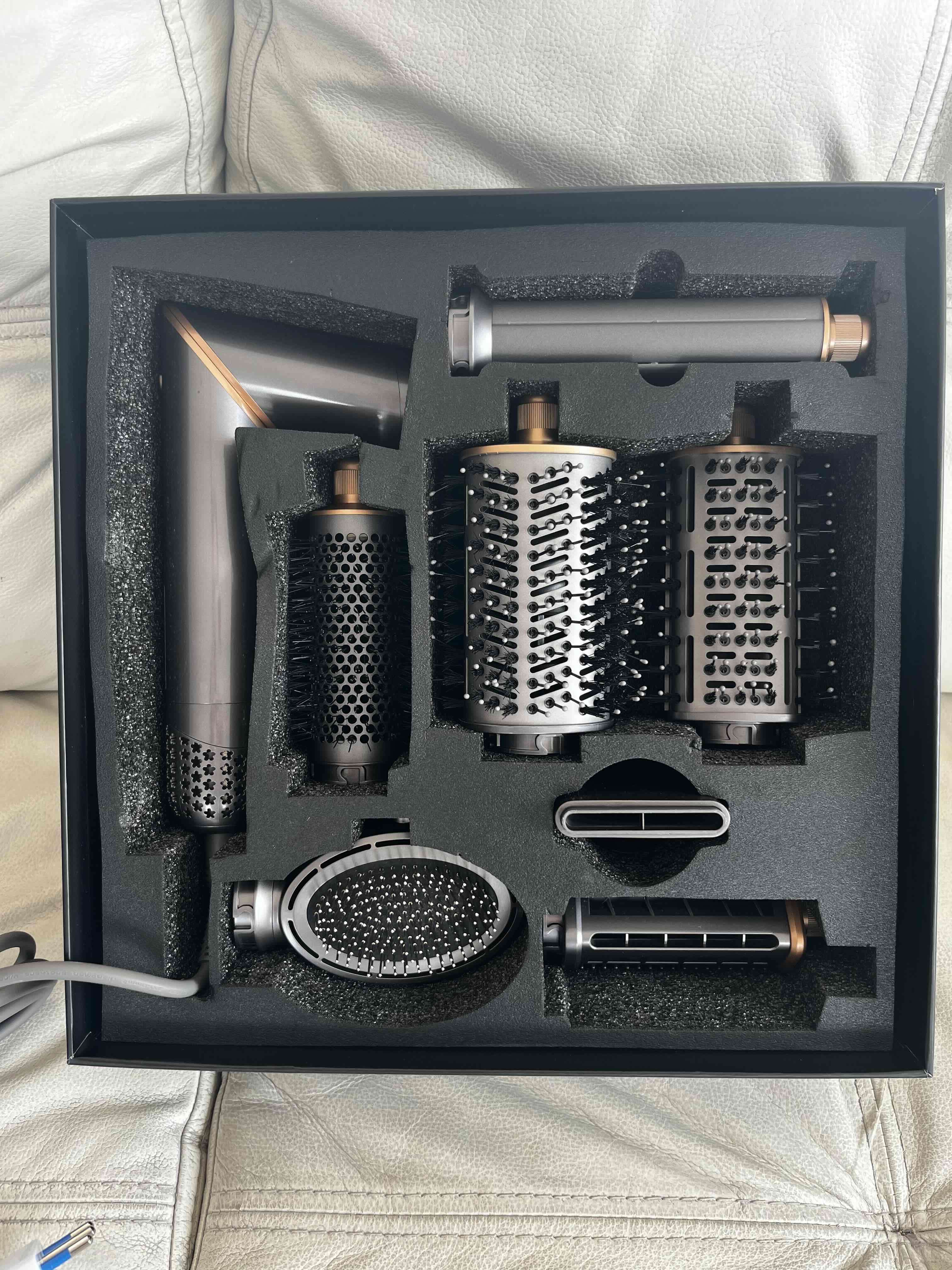 Secador de cabello 8 en 1 - miniatura 2