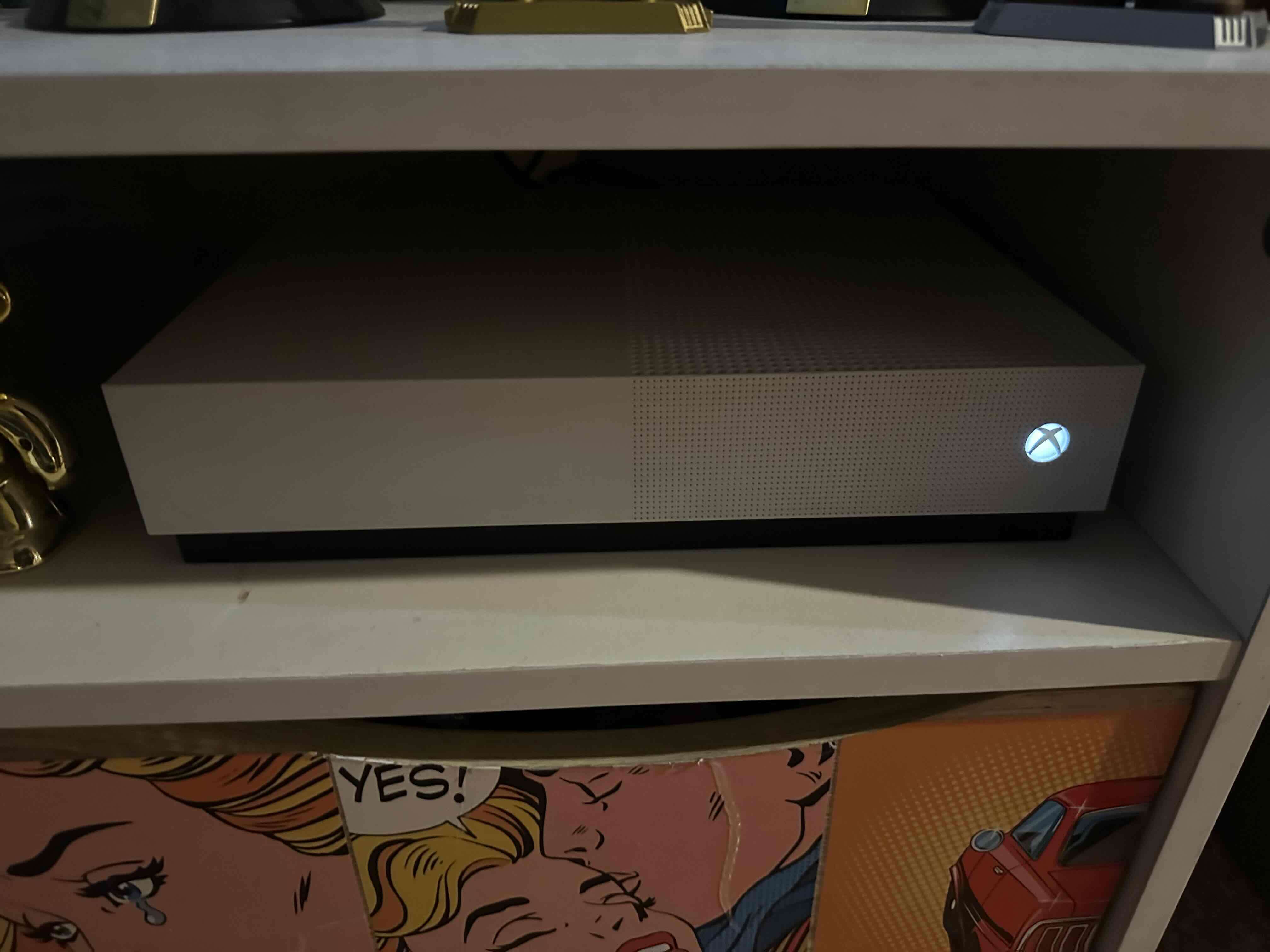 Xbox One S All Digital 1TB - miniatura 3