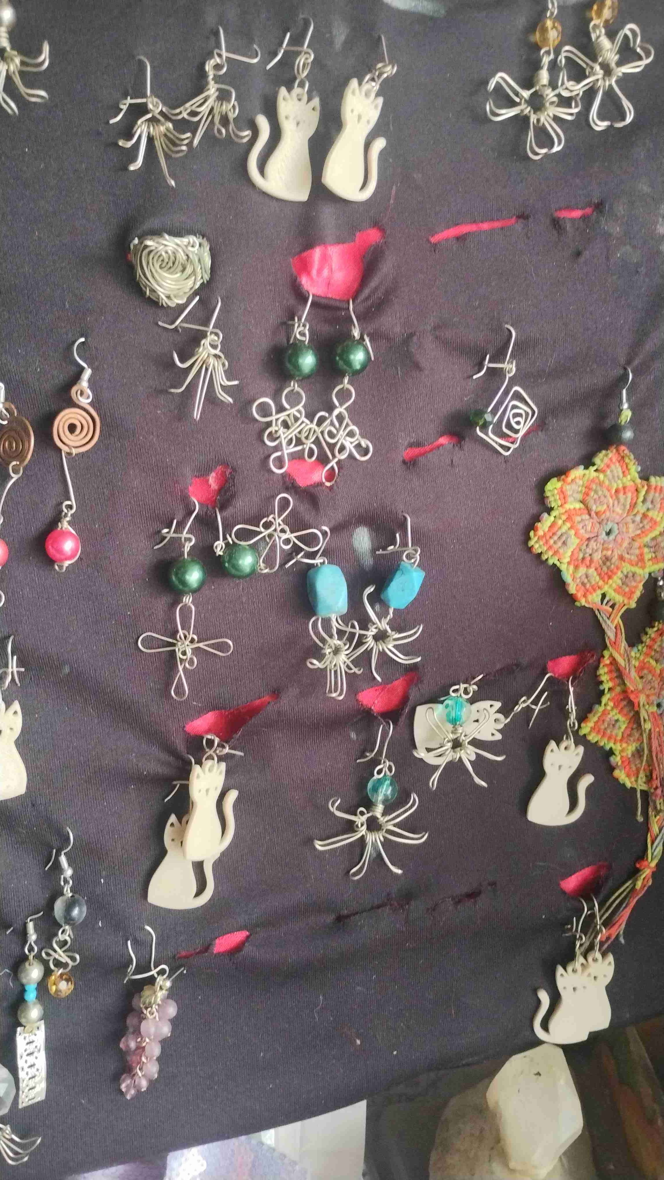 Pendientes artesanales metálicos - miniatura 1