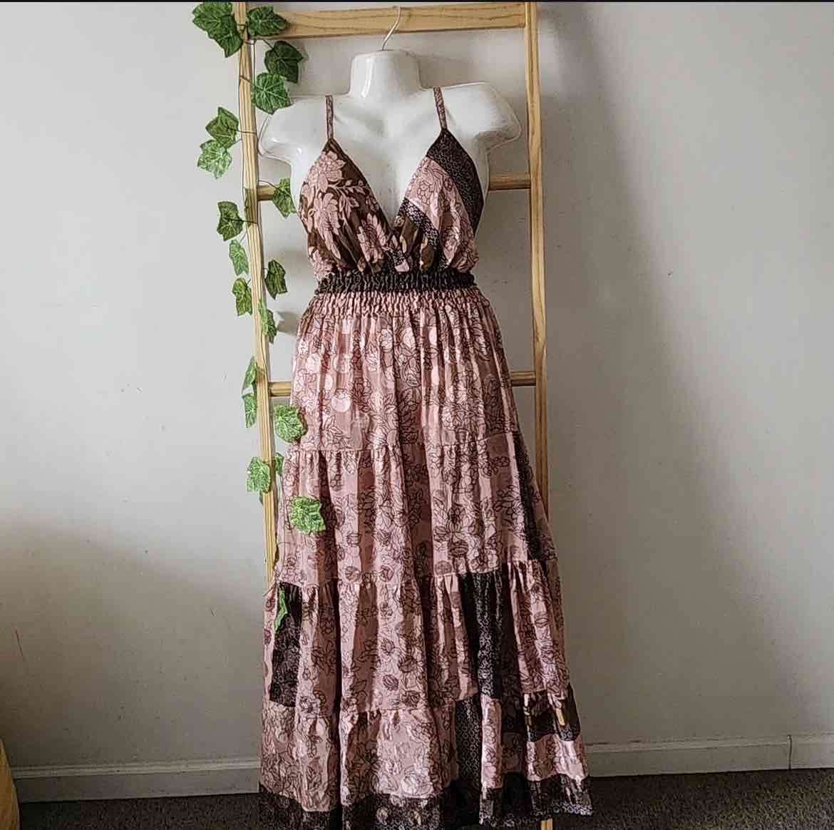 Vestido largo floral rosa