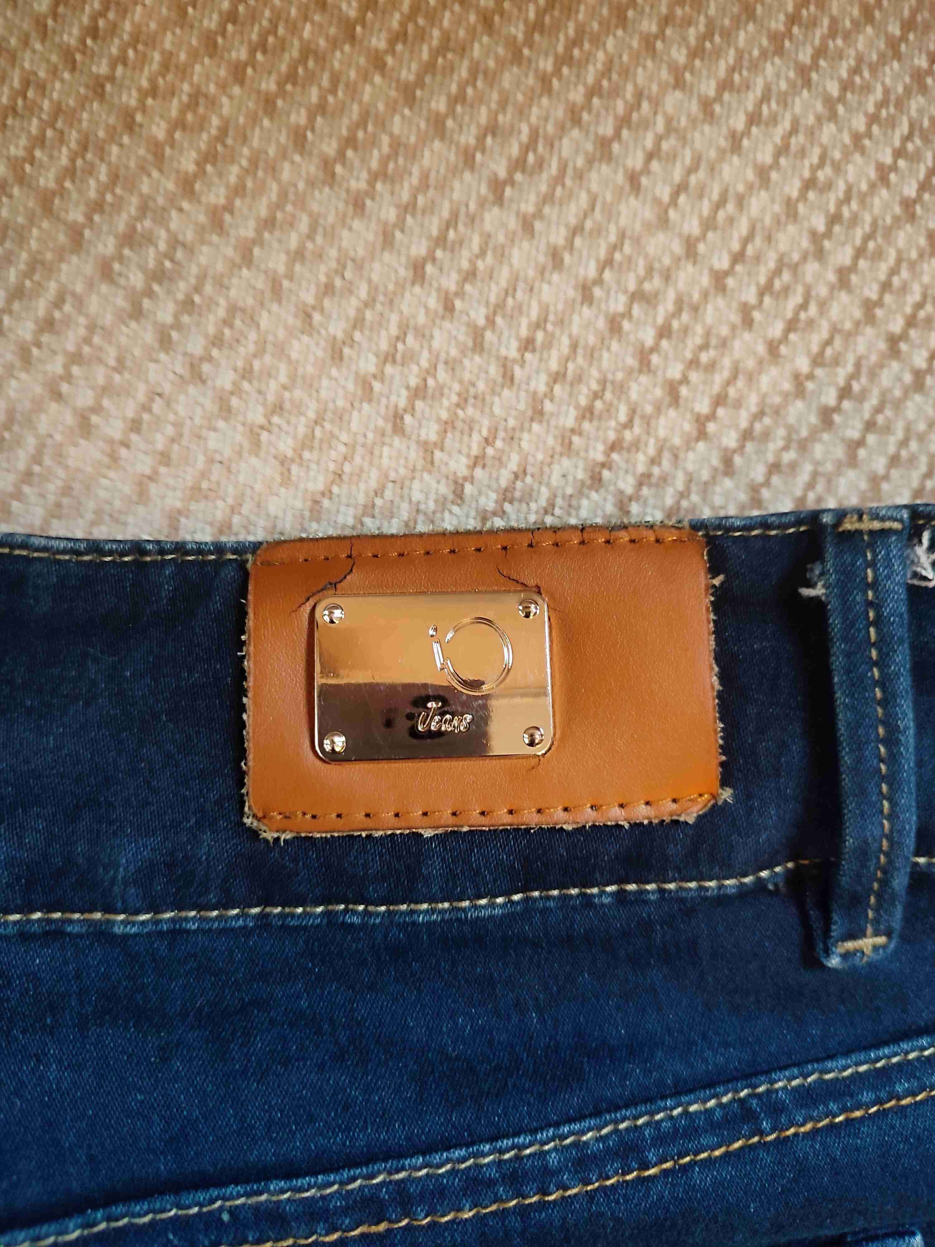 Jeans azul oscuro mujer marca IO - miniatura 4