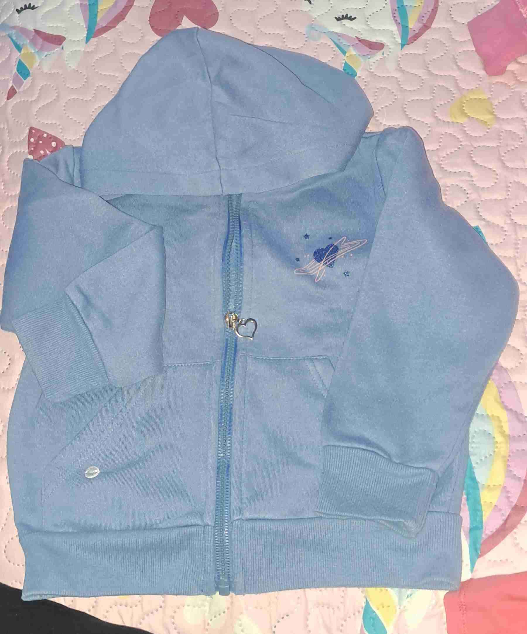 Polerón azul con capucha infantil