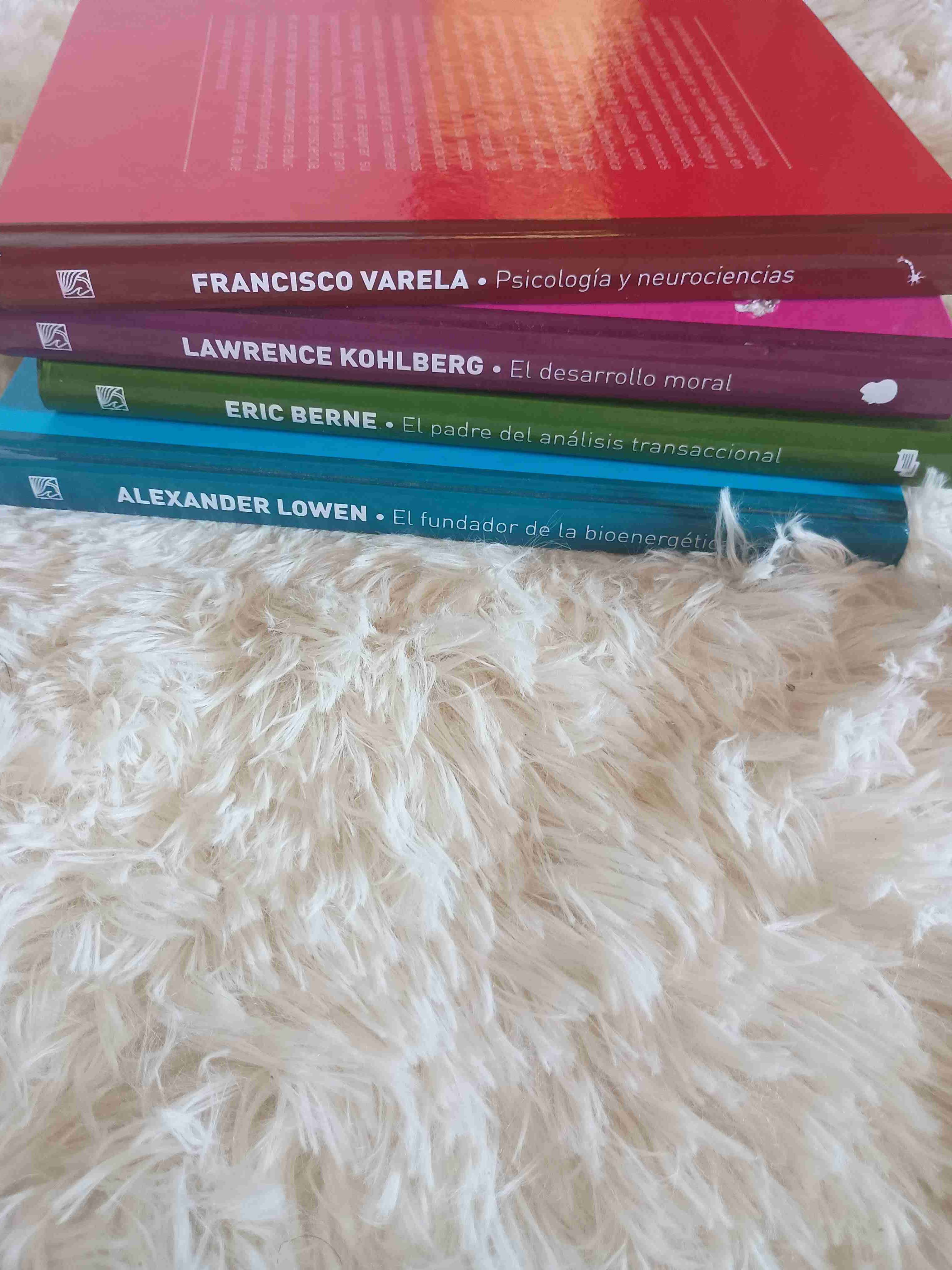 Lote de 4 libros sobre psicología - miniatura 1