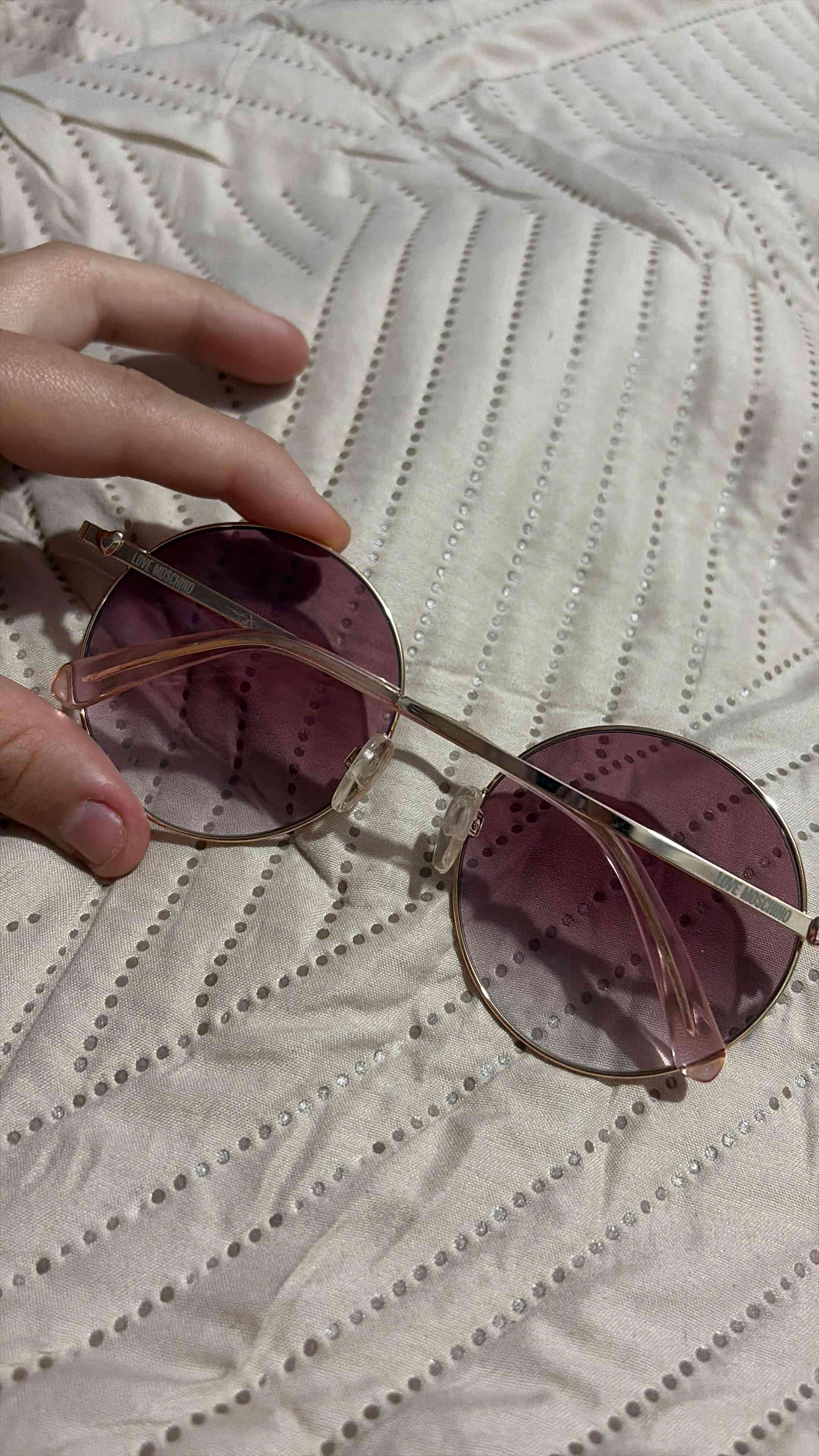 Lentes de sol Love Moschino dorados - miniatura 2