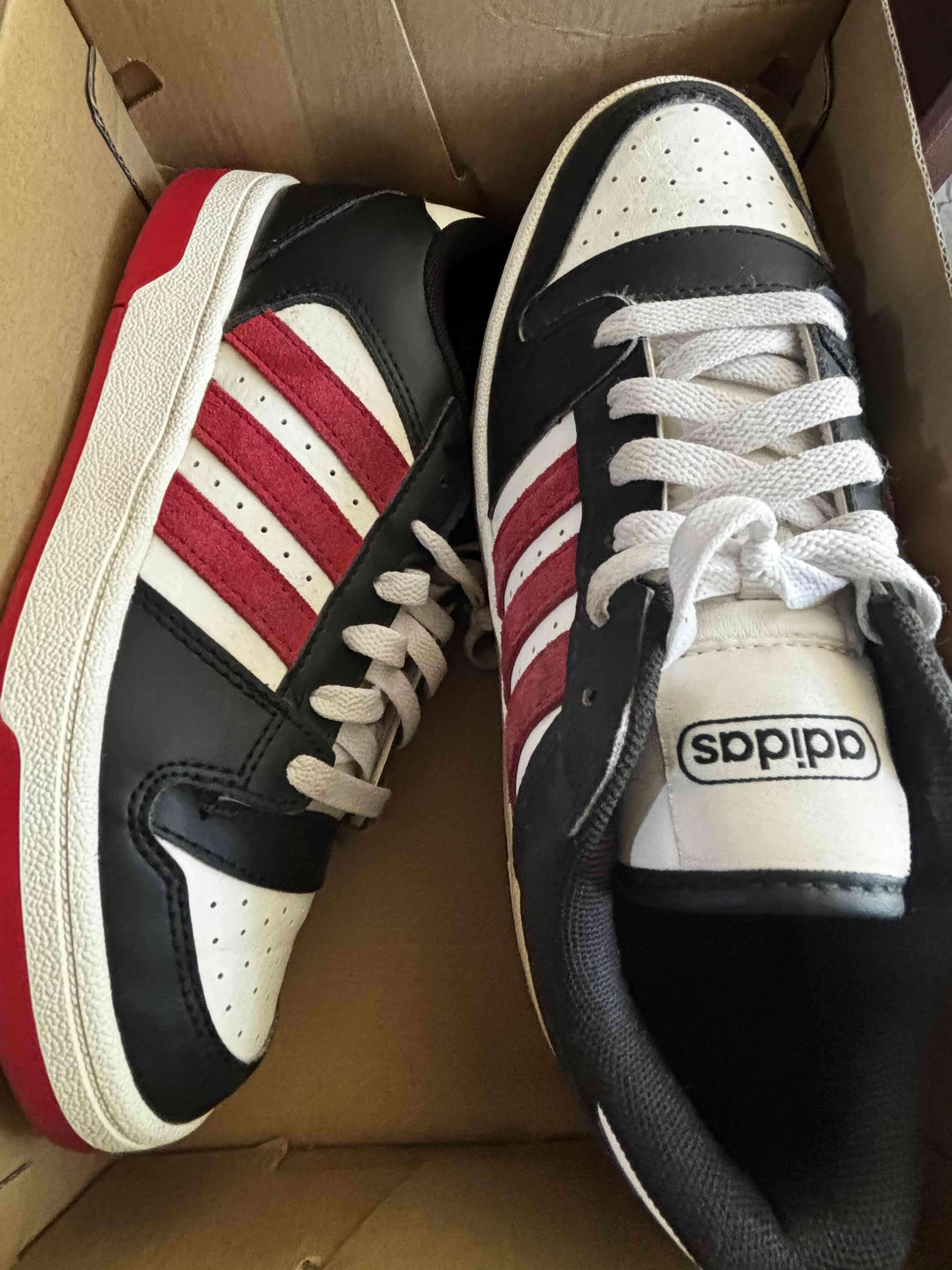 Zapatillas Adidas - miniatura 2