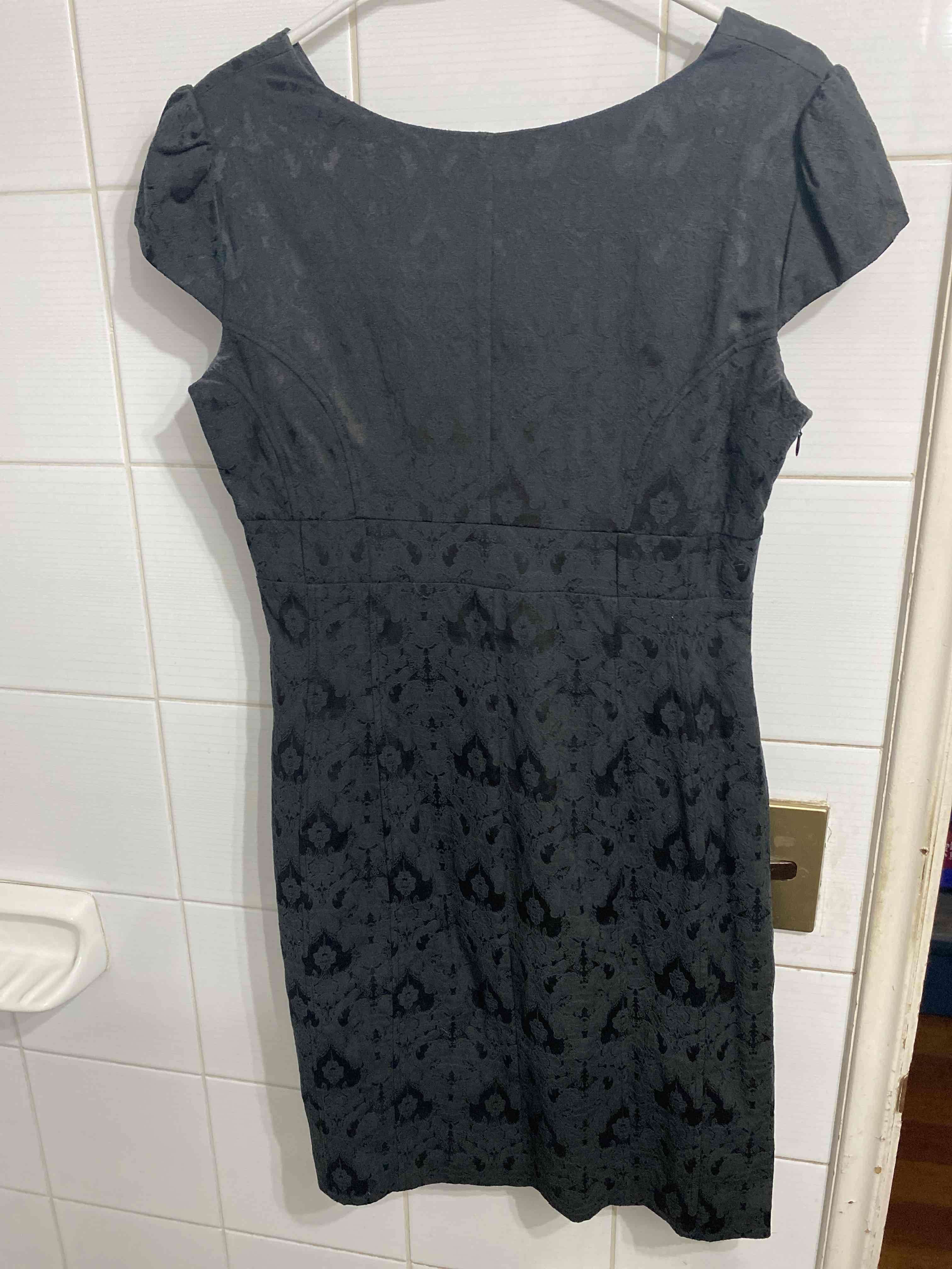 Vestido IO negro elegante con encaje - miniatura 4