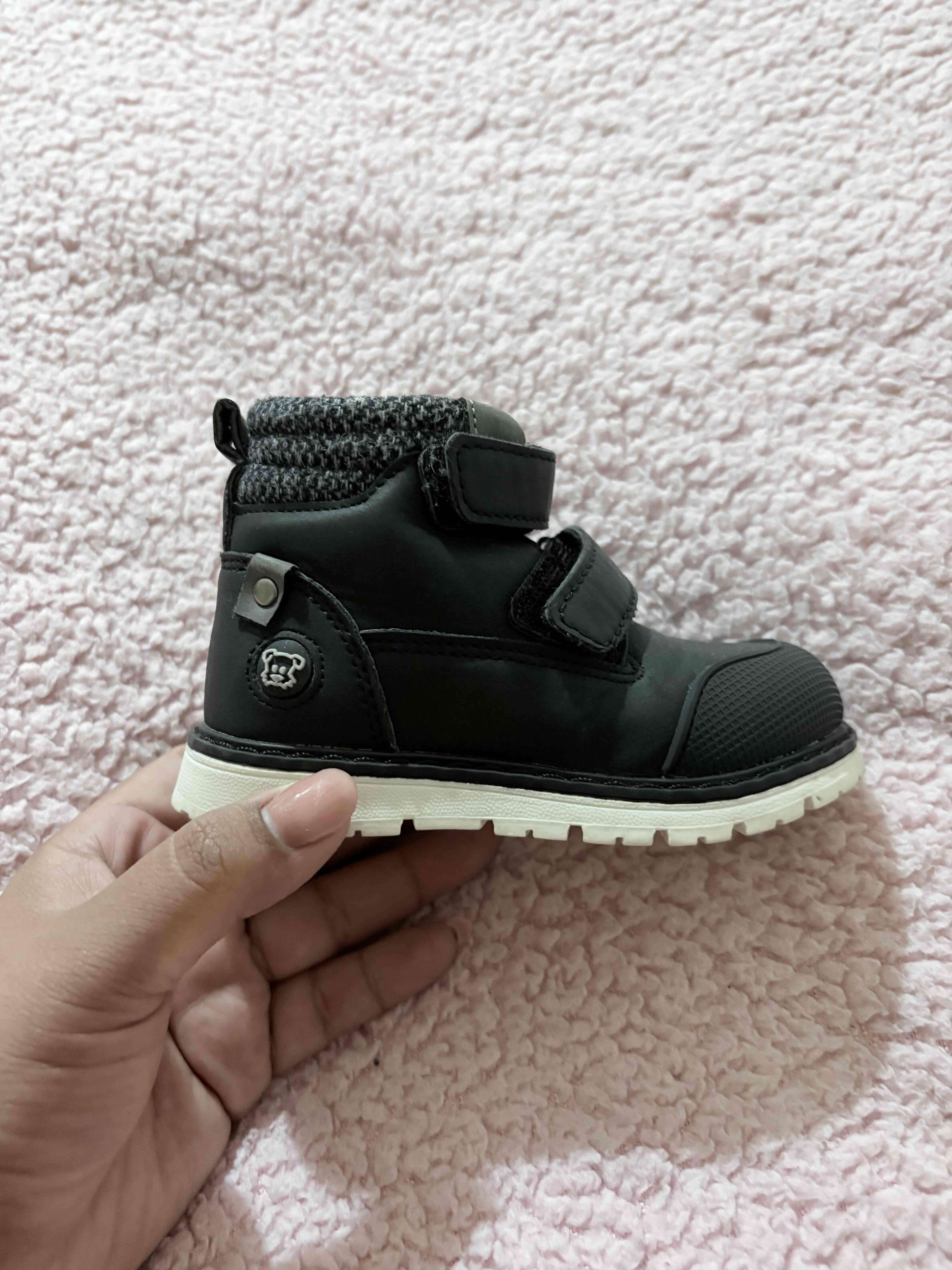 Botines negros para niños - miniatura 3