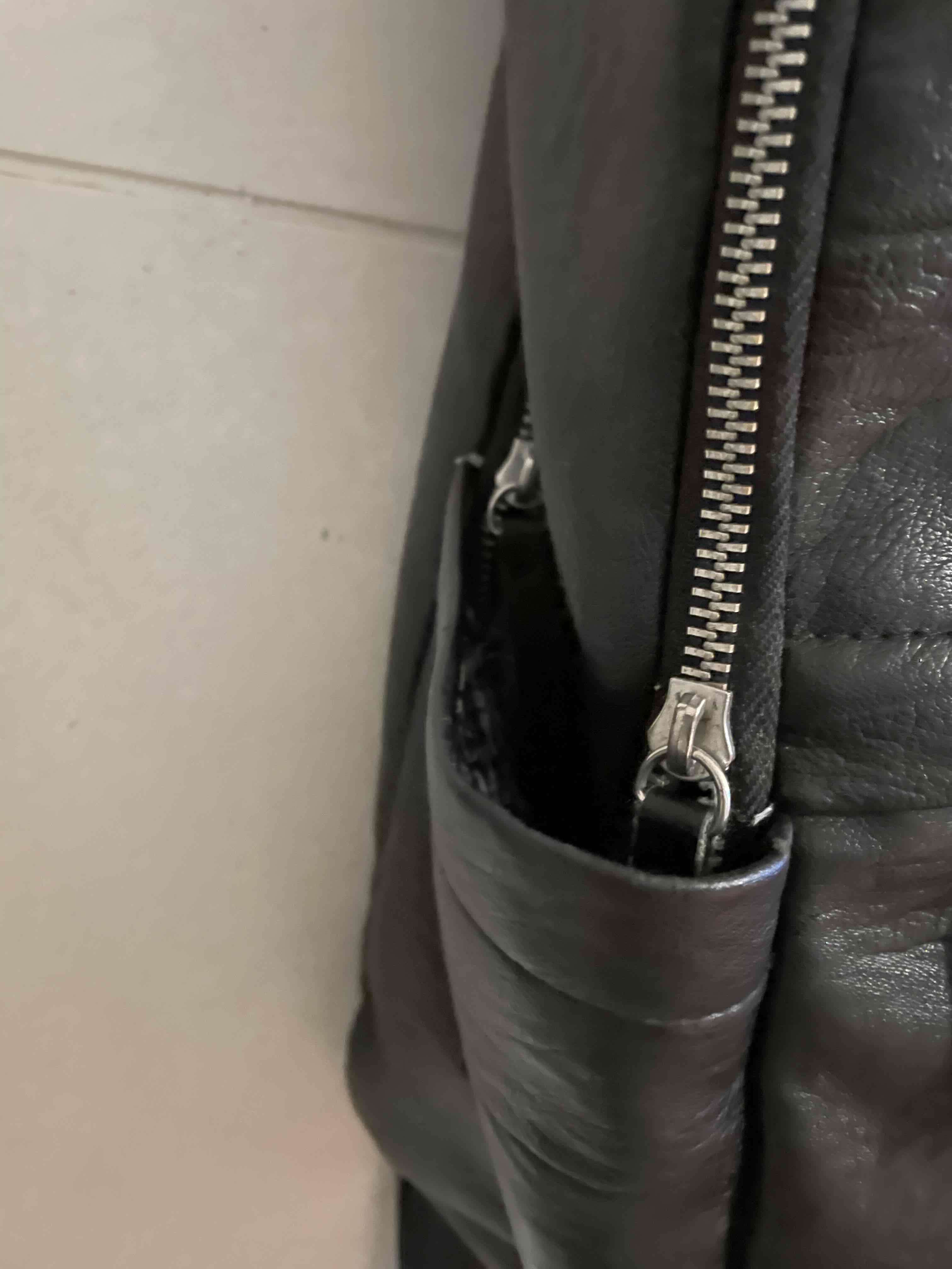 Mochila eco cuero  negra Umbrale - miniatura 3