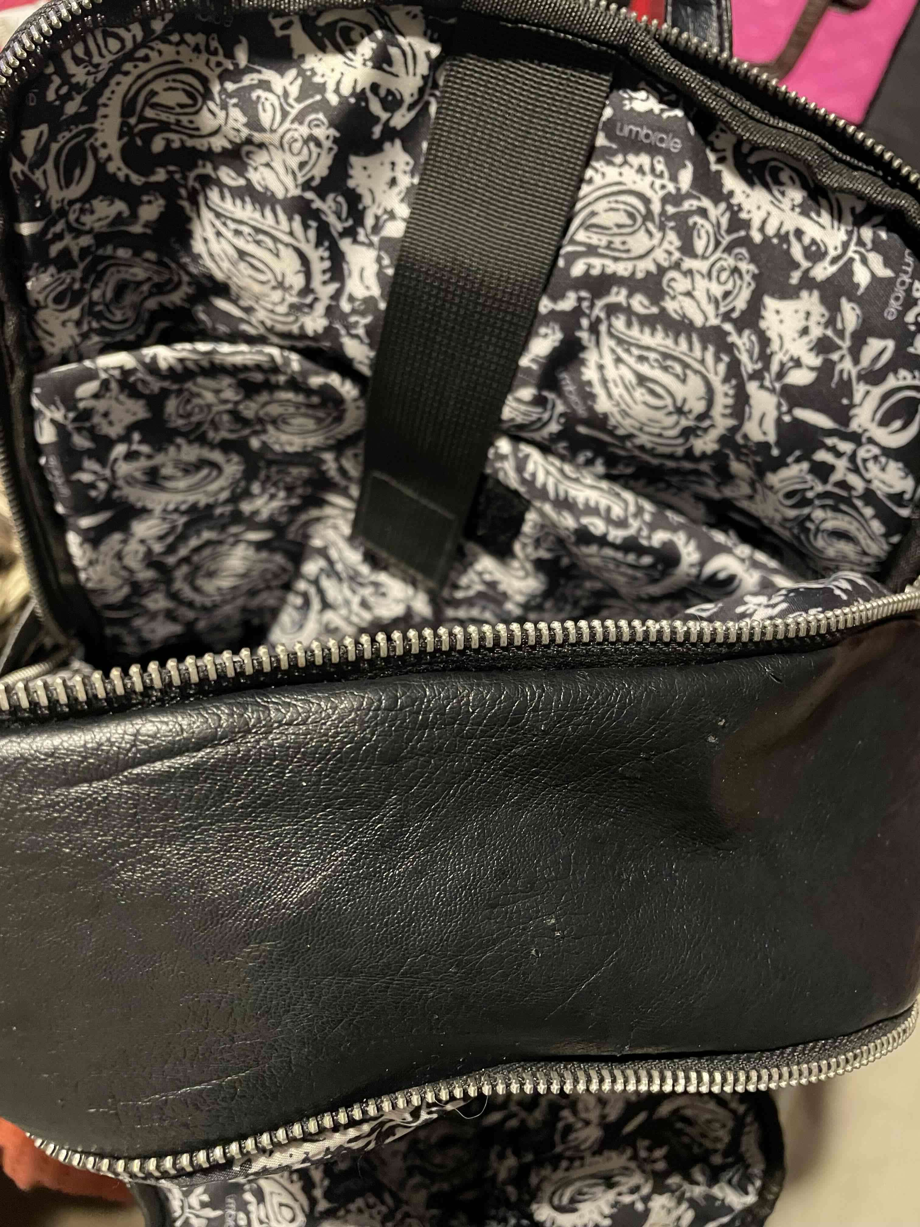 Mochila eco cuero  negra Umbrale - miniatura 5