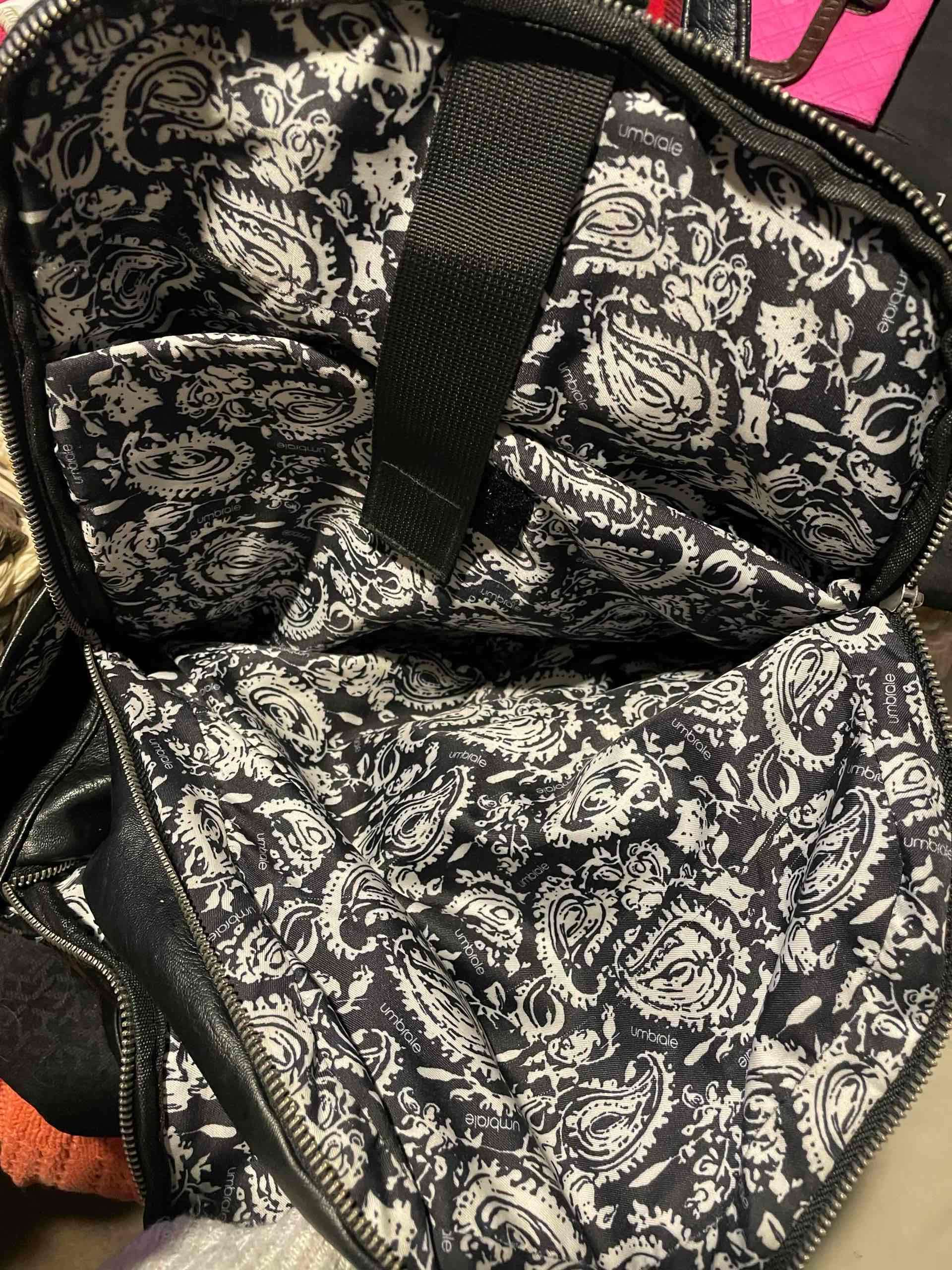 Mochila eco cuero  negra Umbrale - miniatura 6