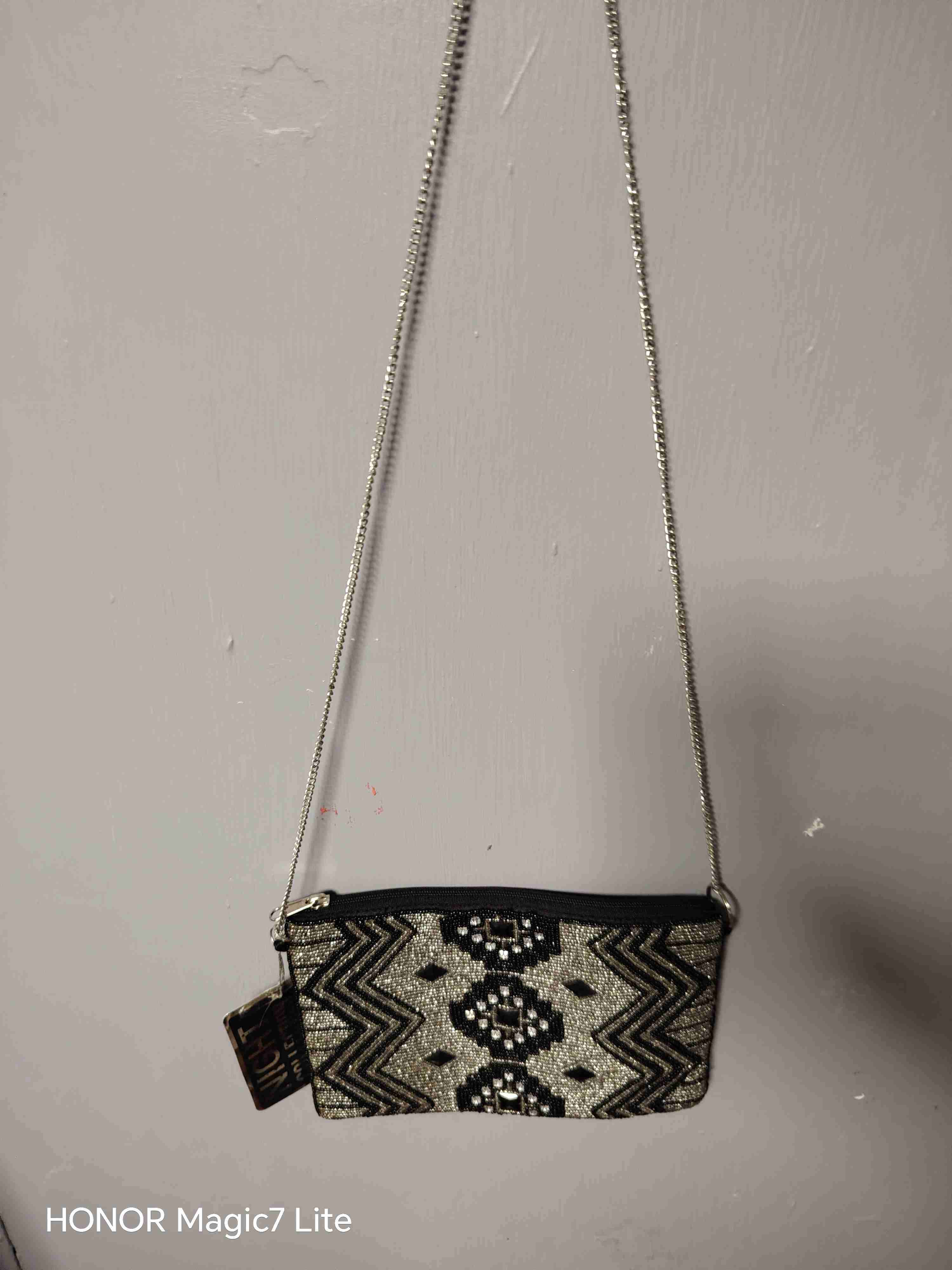 Cartera de mano con cuentas - miniatura 2