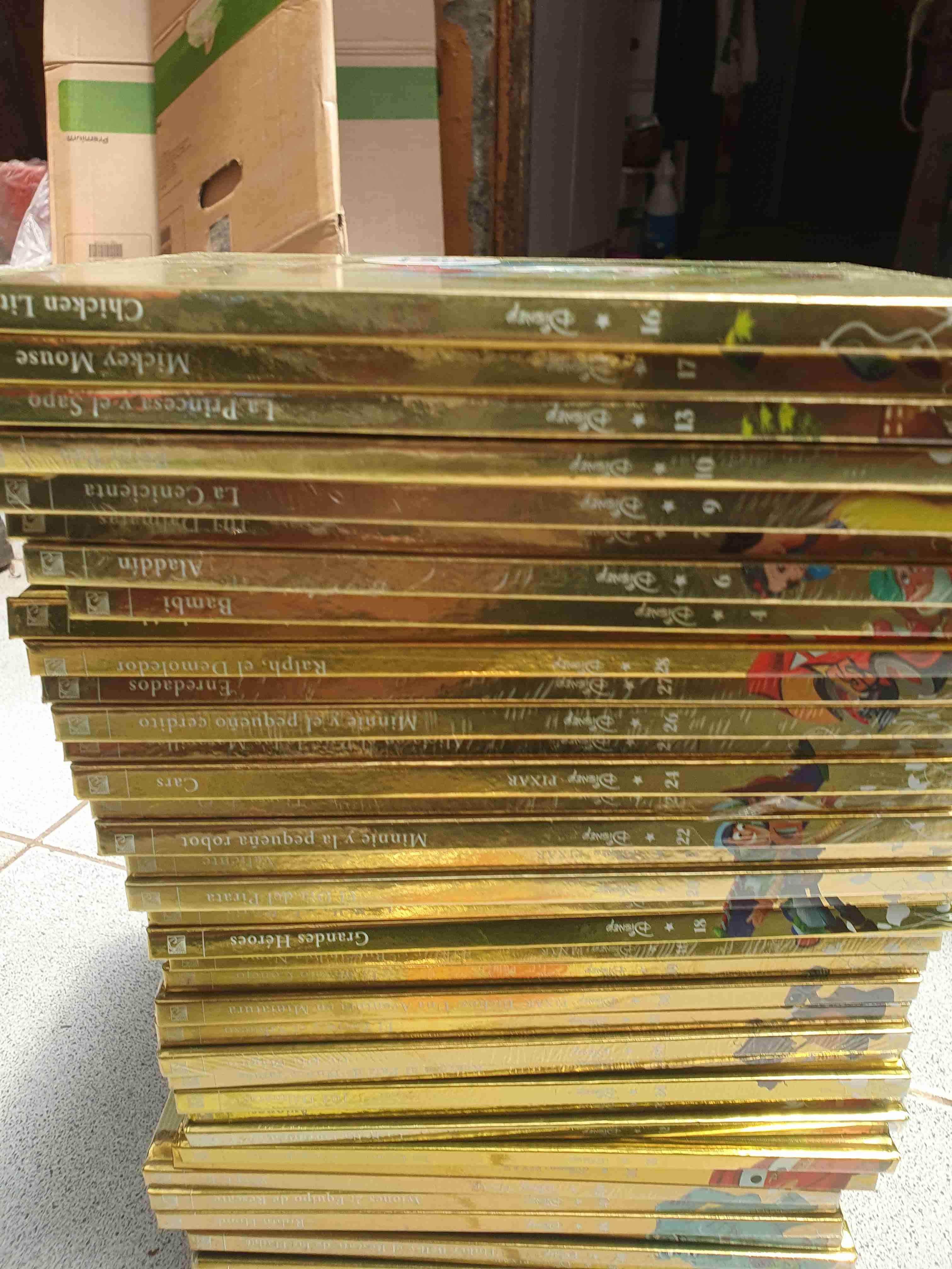 Libros Disney Cuentos de Oro - miniatura 3