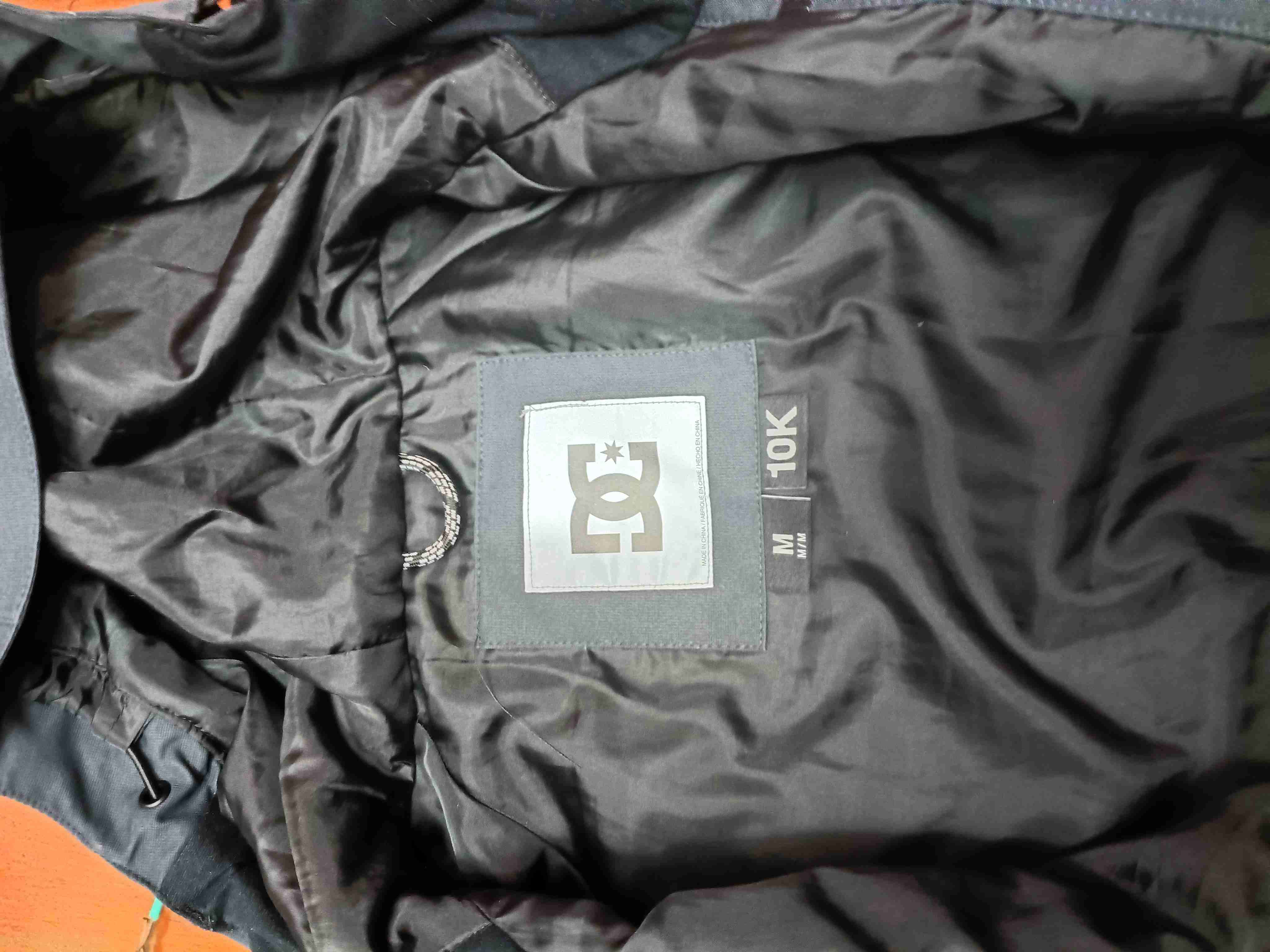 Chaqueta negra con capucha DC - miniatura 2