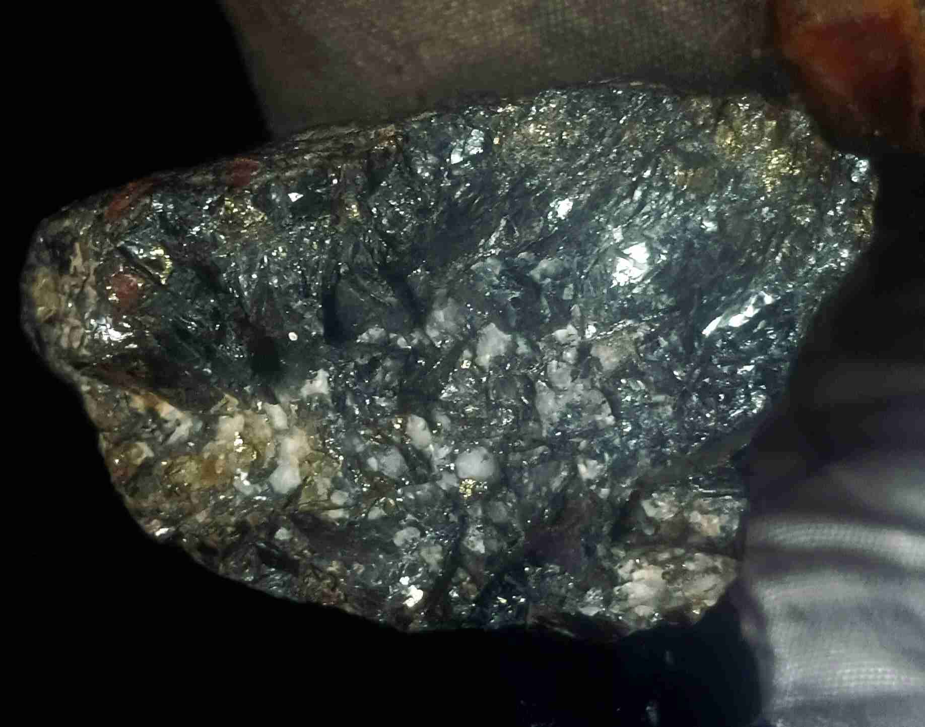 Roca METEORITO - miniatura 1