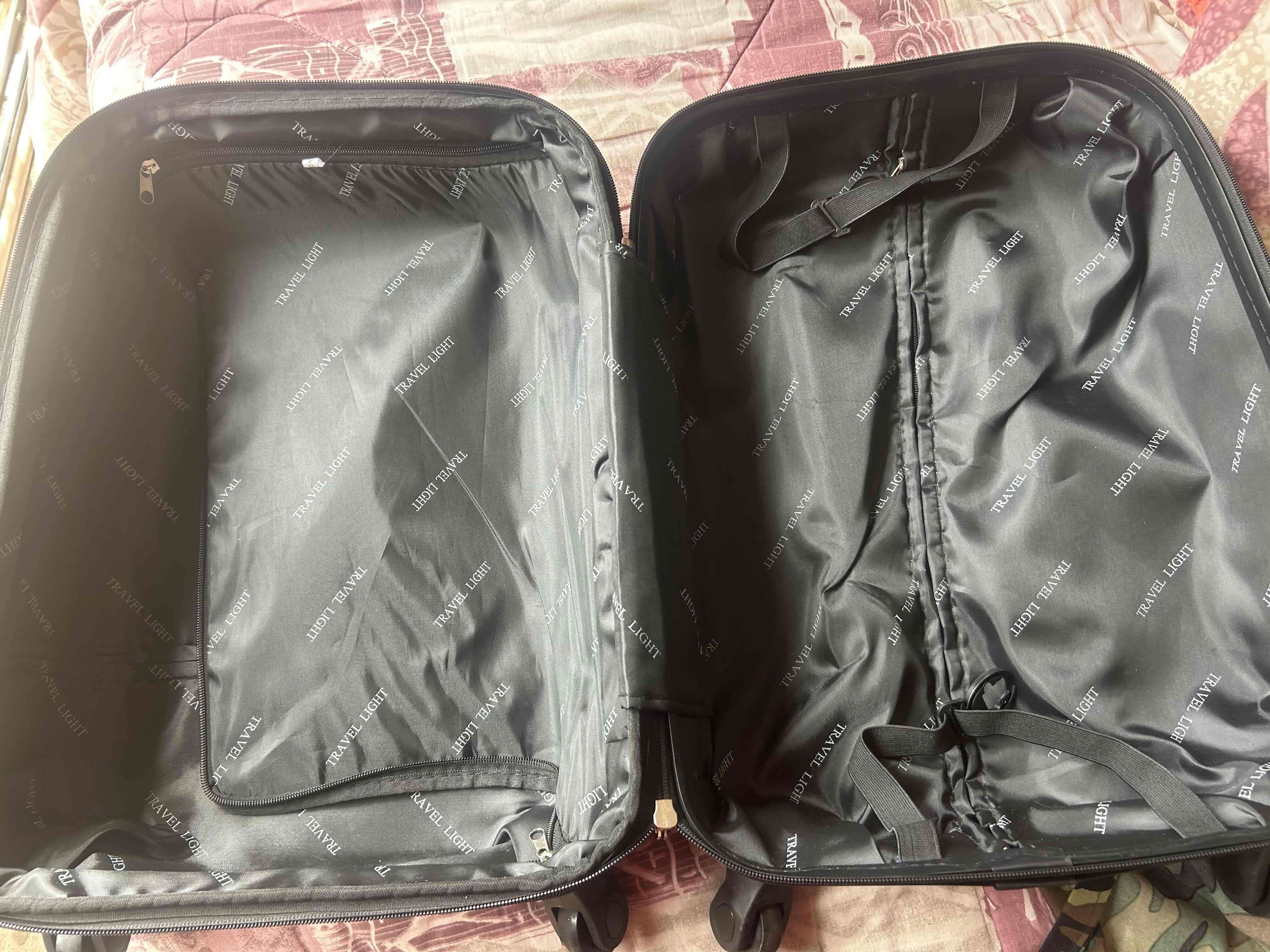 Maleta fucsia con ruedas - miniatura 4