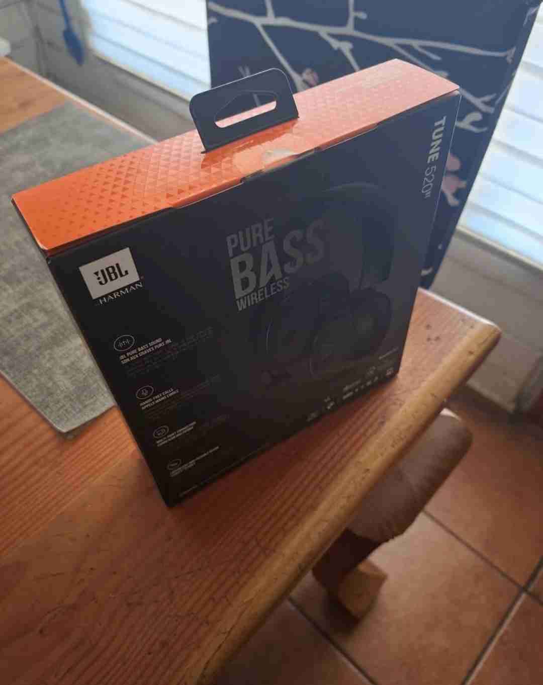 Audífonos JBL Tune 520BT - miniatura 3