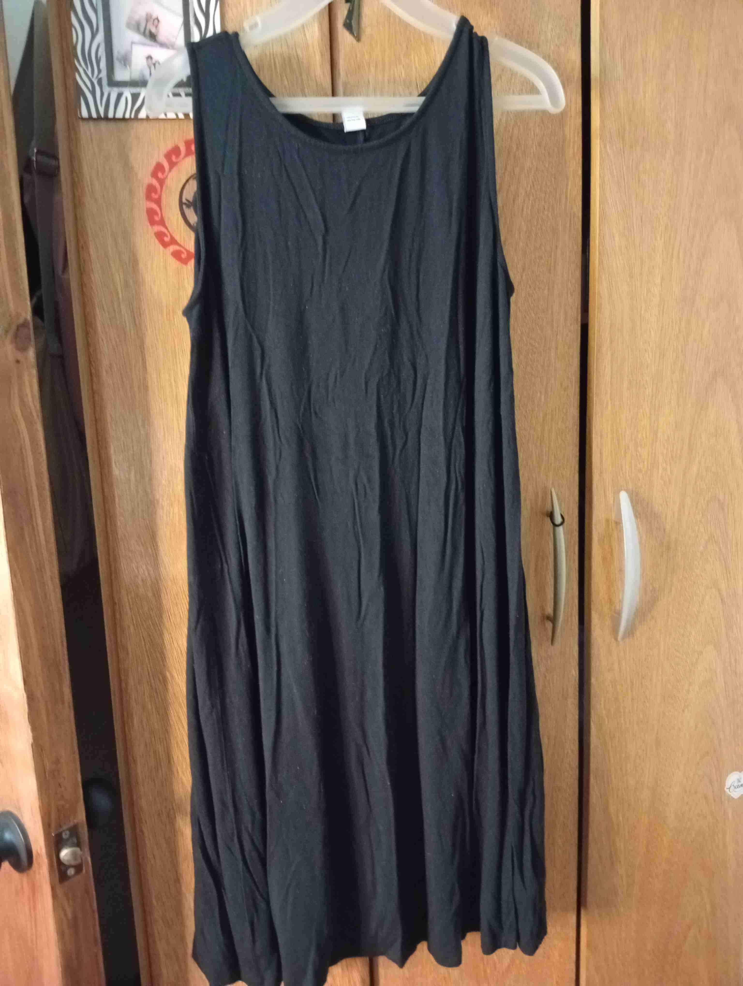 Vestido negro casual - miniatura 1