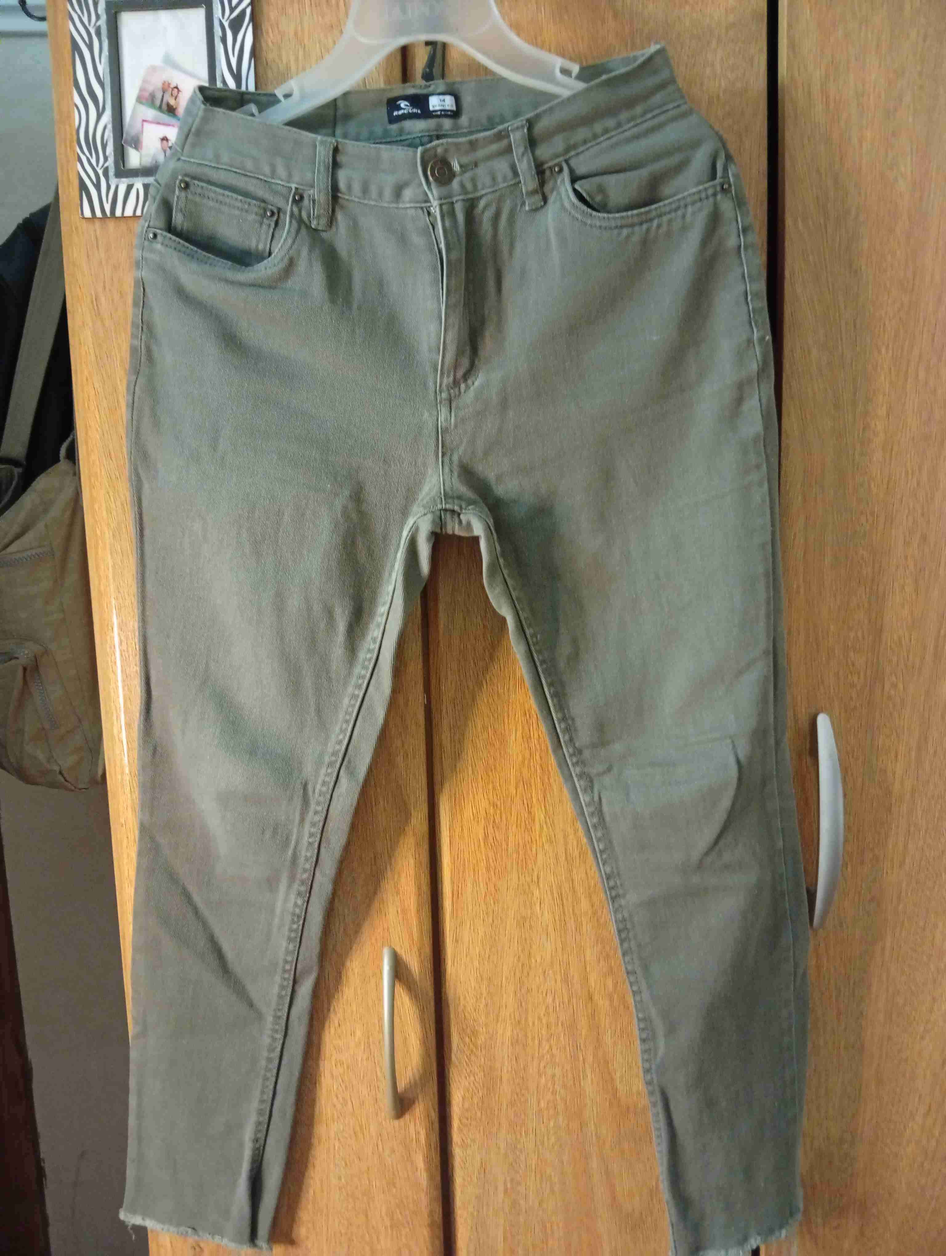 Jeans verdes mujer - miniatura 1