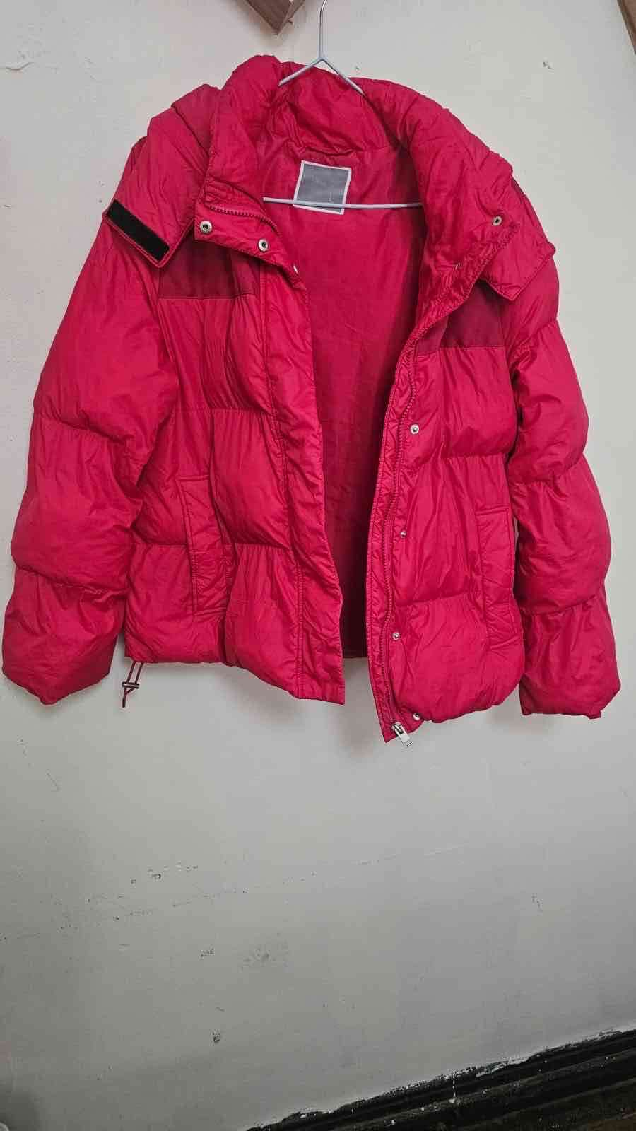 Chaqueta puffer roja - miniatura 1