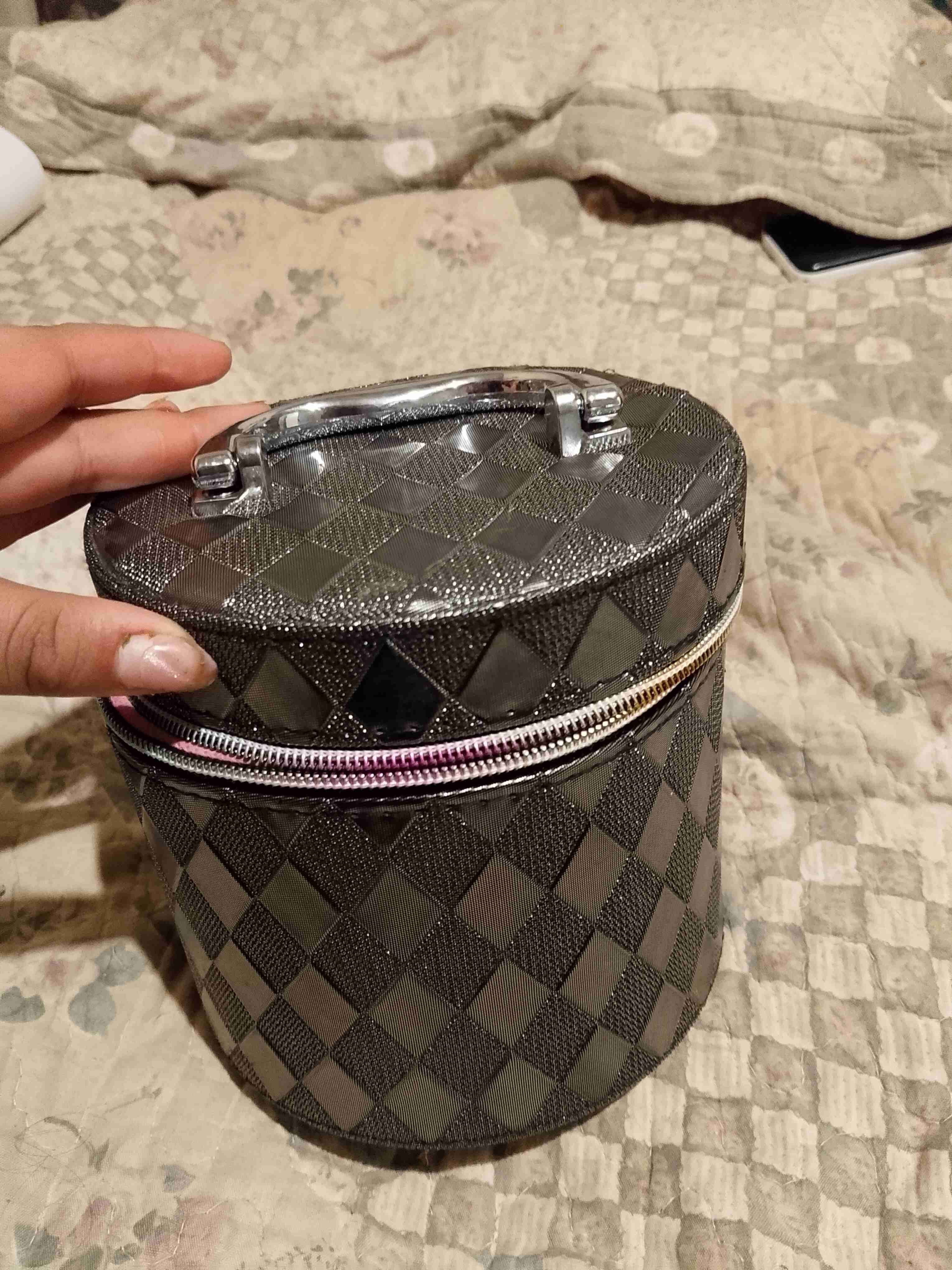 Neceser cilindrico con diseño de cuadros - miniatura 1