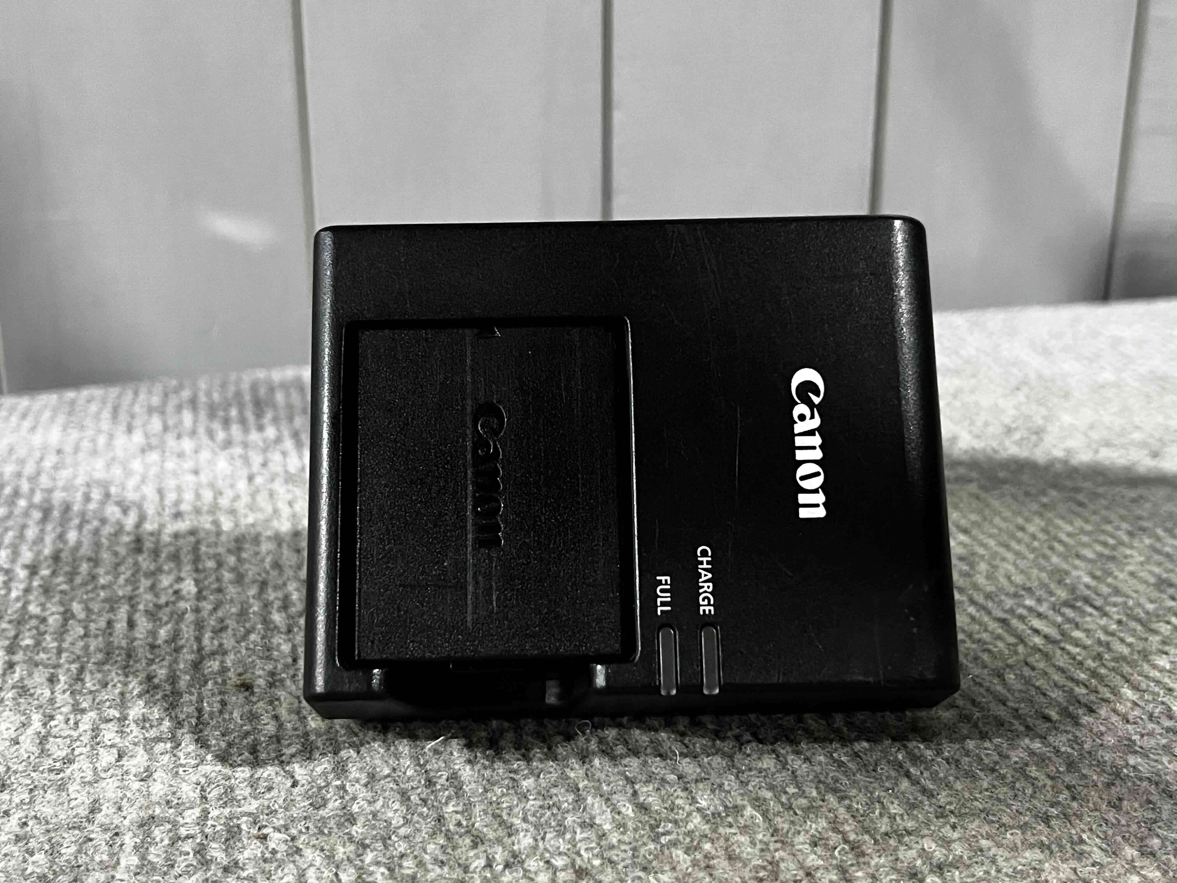 Cámara Cannon EOS Rebel T6 - miniatura 3